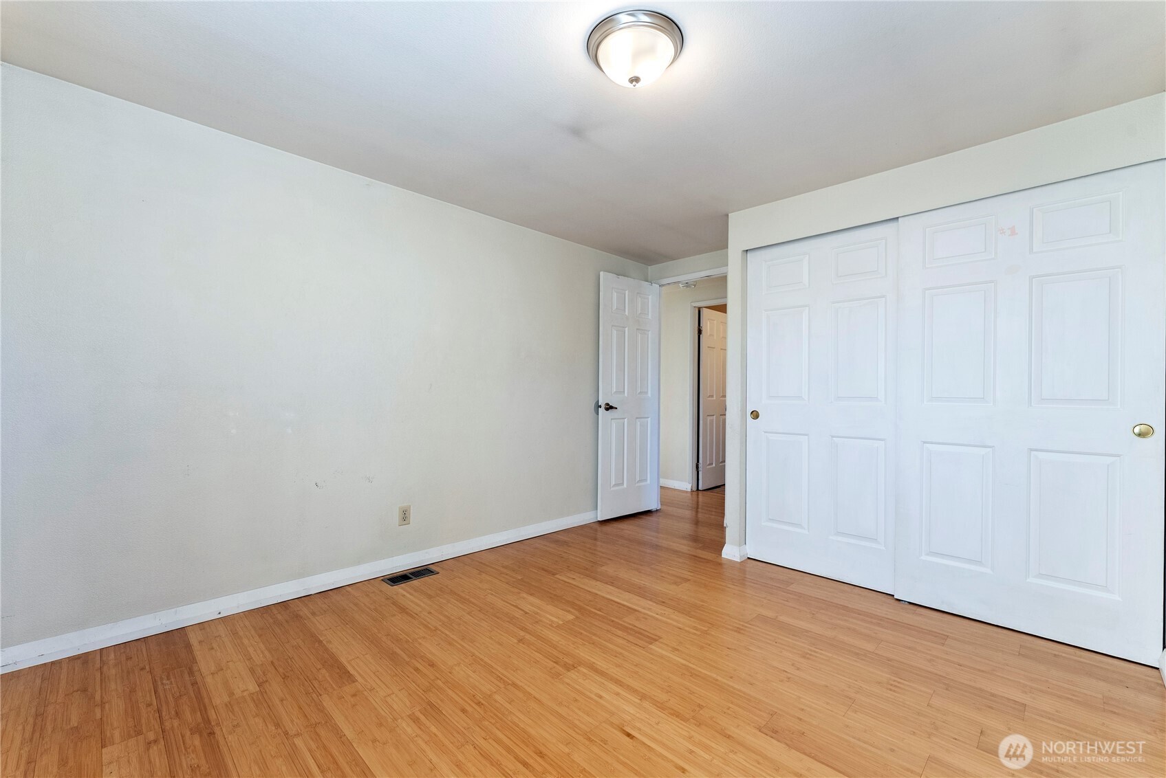 1221 Riverside Avenue Property Photo 38