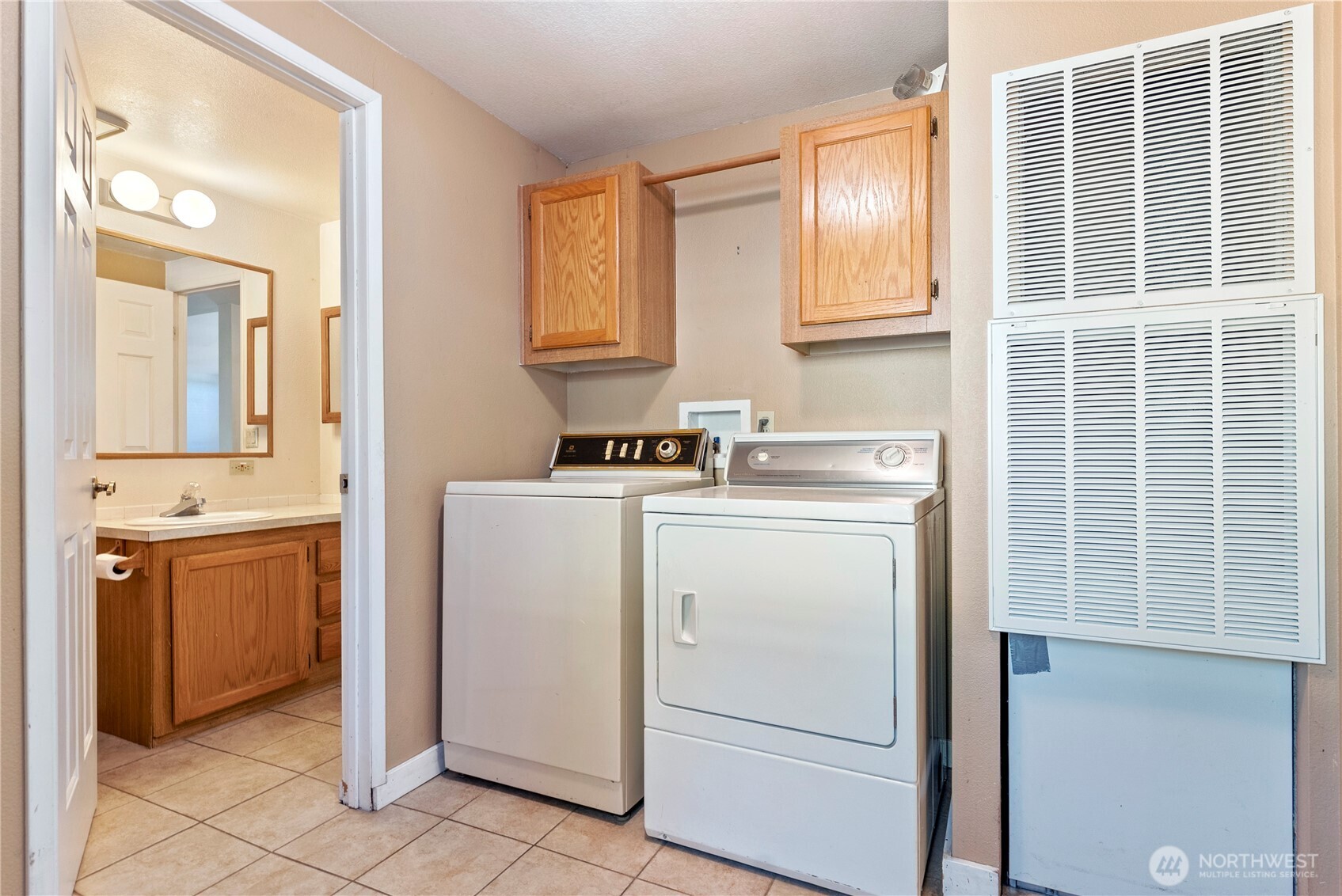 1221 Riverside Avenue Property Photo 40