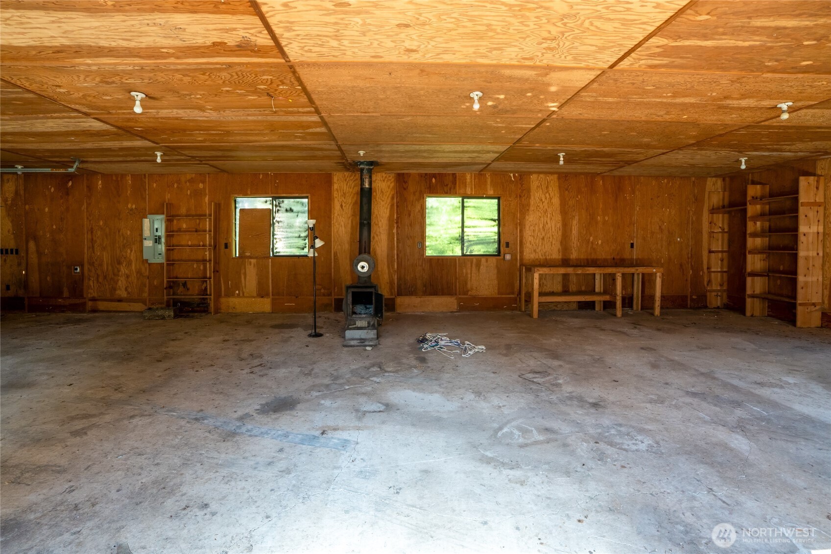 36716 Eatonville Cutoff Road Property Photo 2