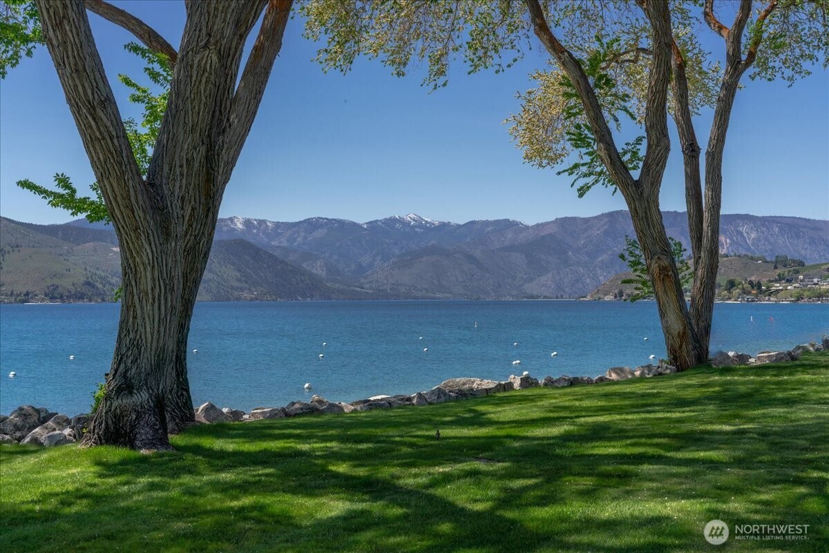 100 Lake Chelan Shores Drive 3-6 Property Photo 1