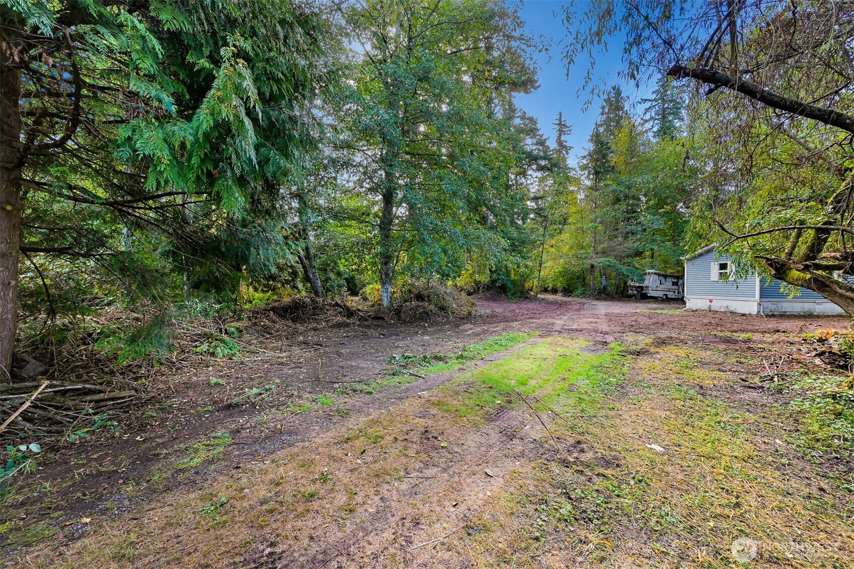 4257 Cody Road Property Photo 1