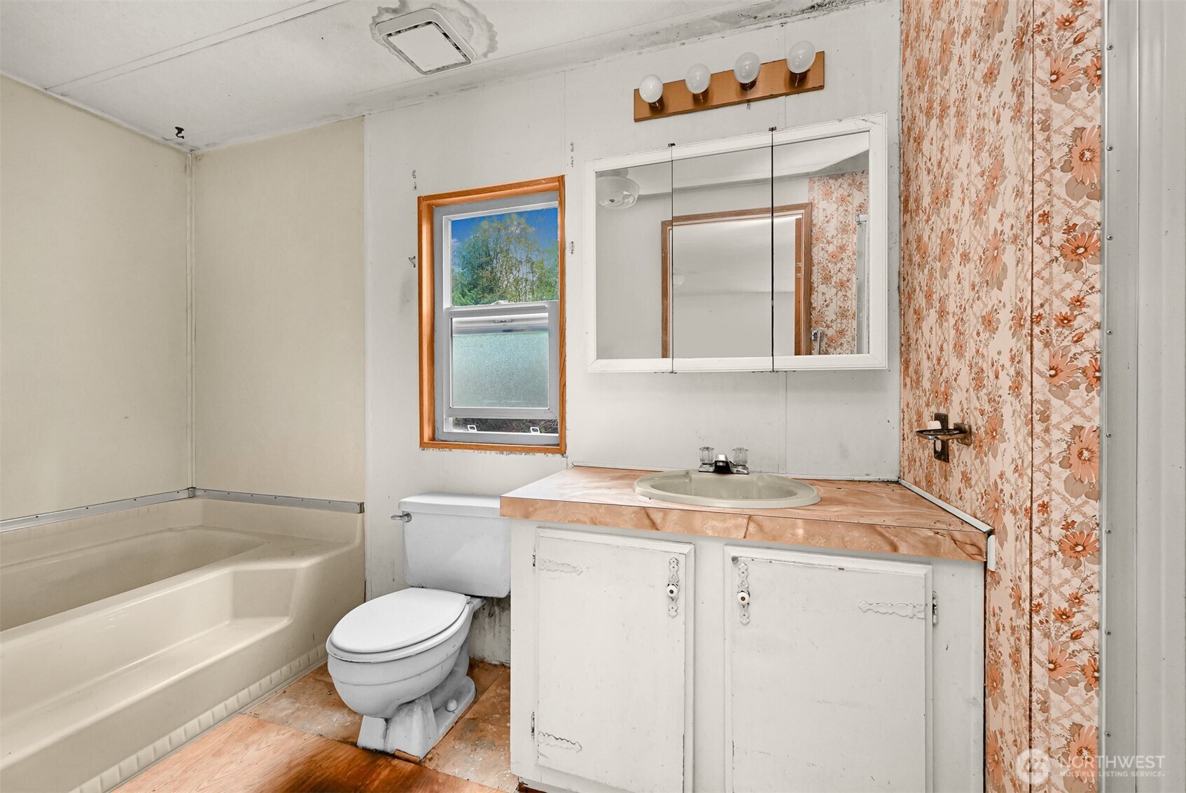 4257 Cody Road Property Photo 20