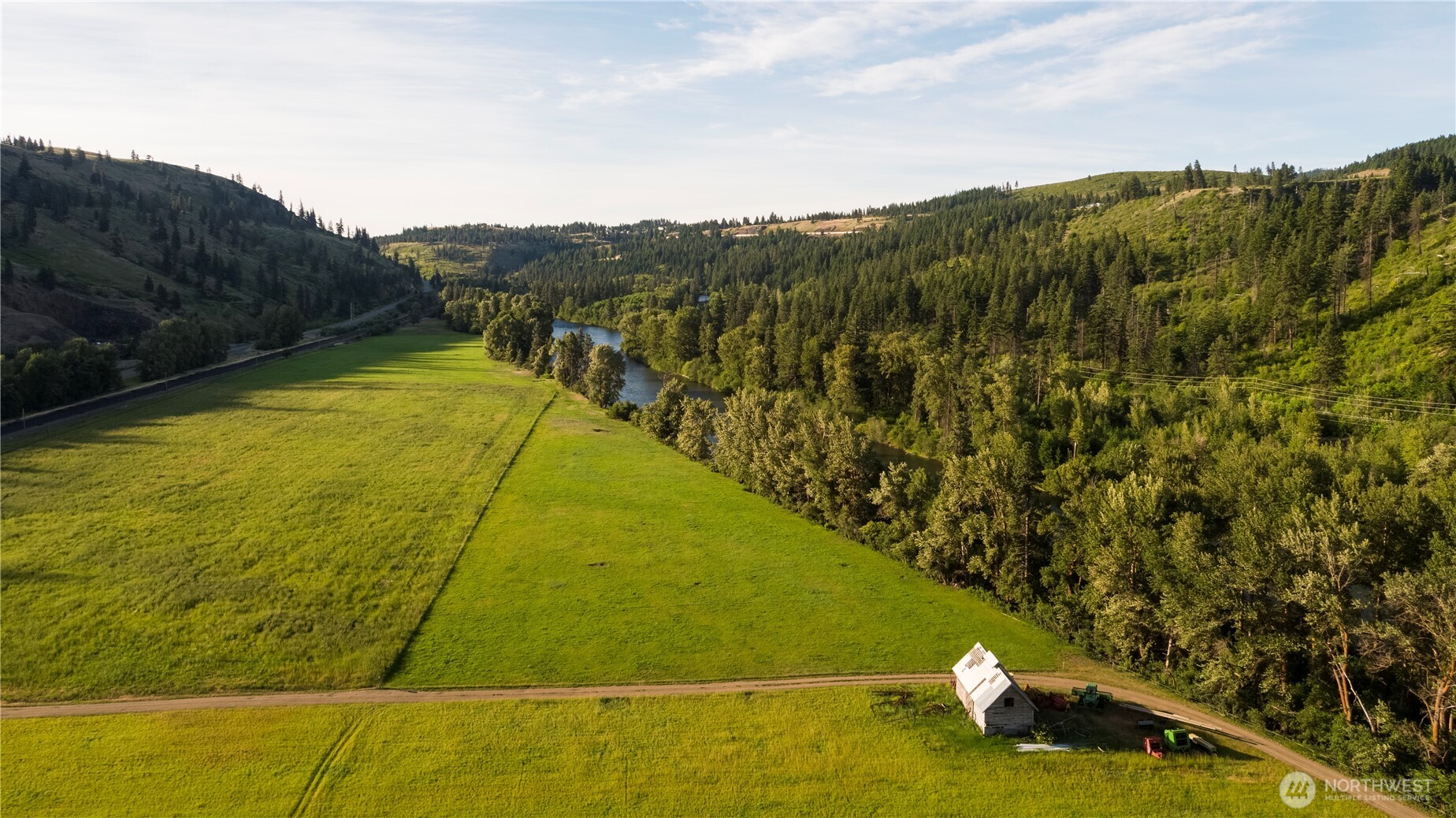 53 Highway 10 Property Photo 14