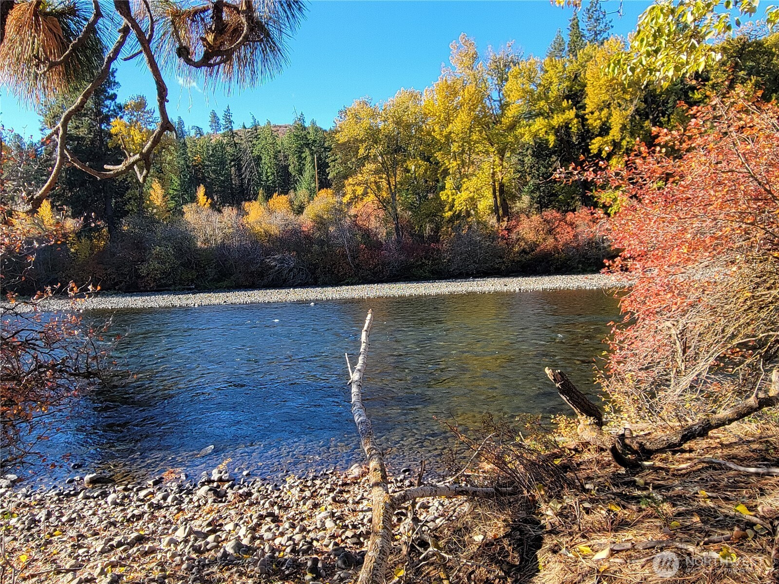 53 Highway 10 Property Photo 23