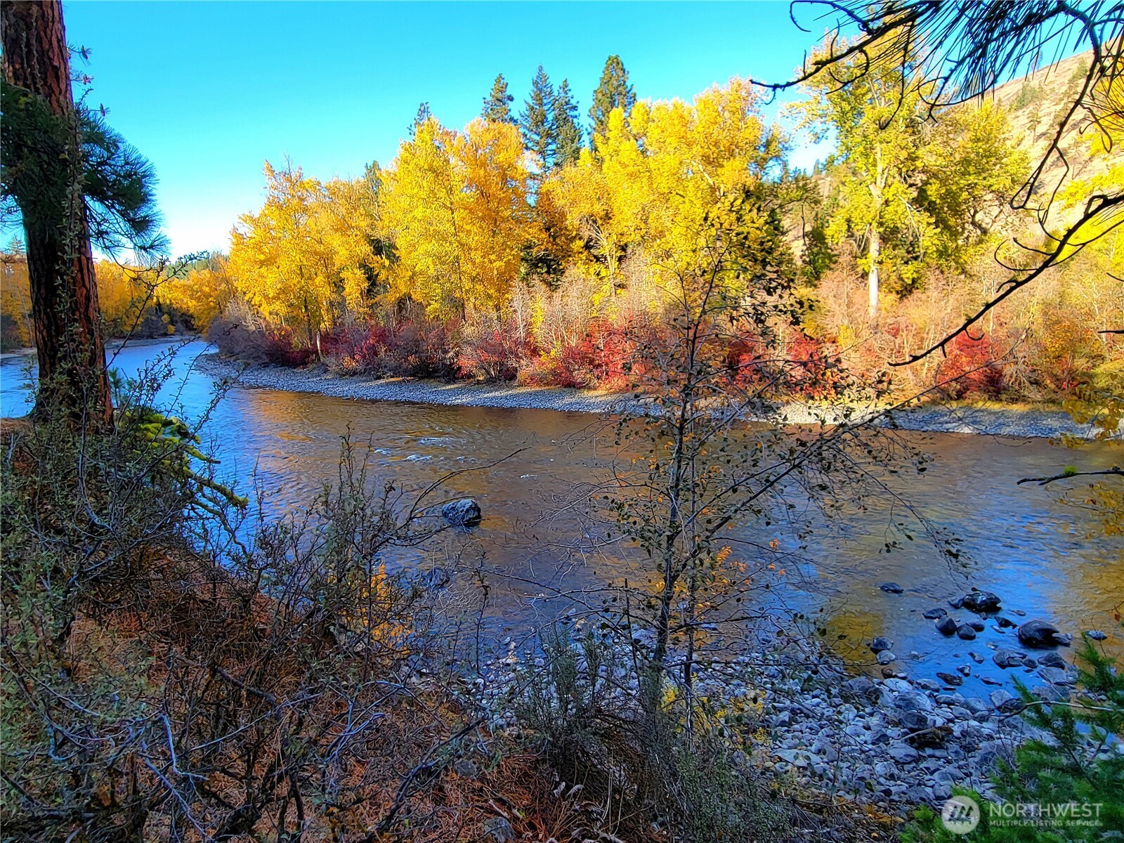 53 Highway 10 Property Photo 32