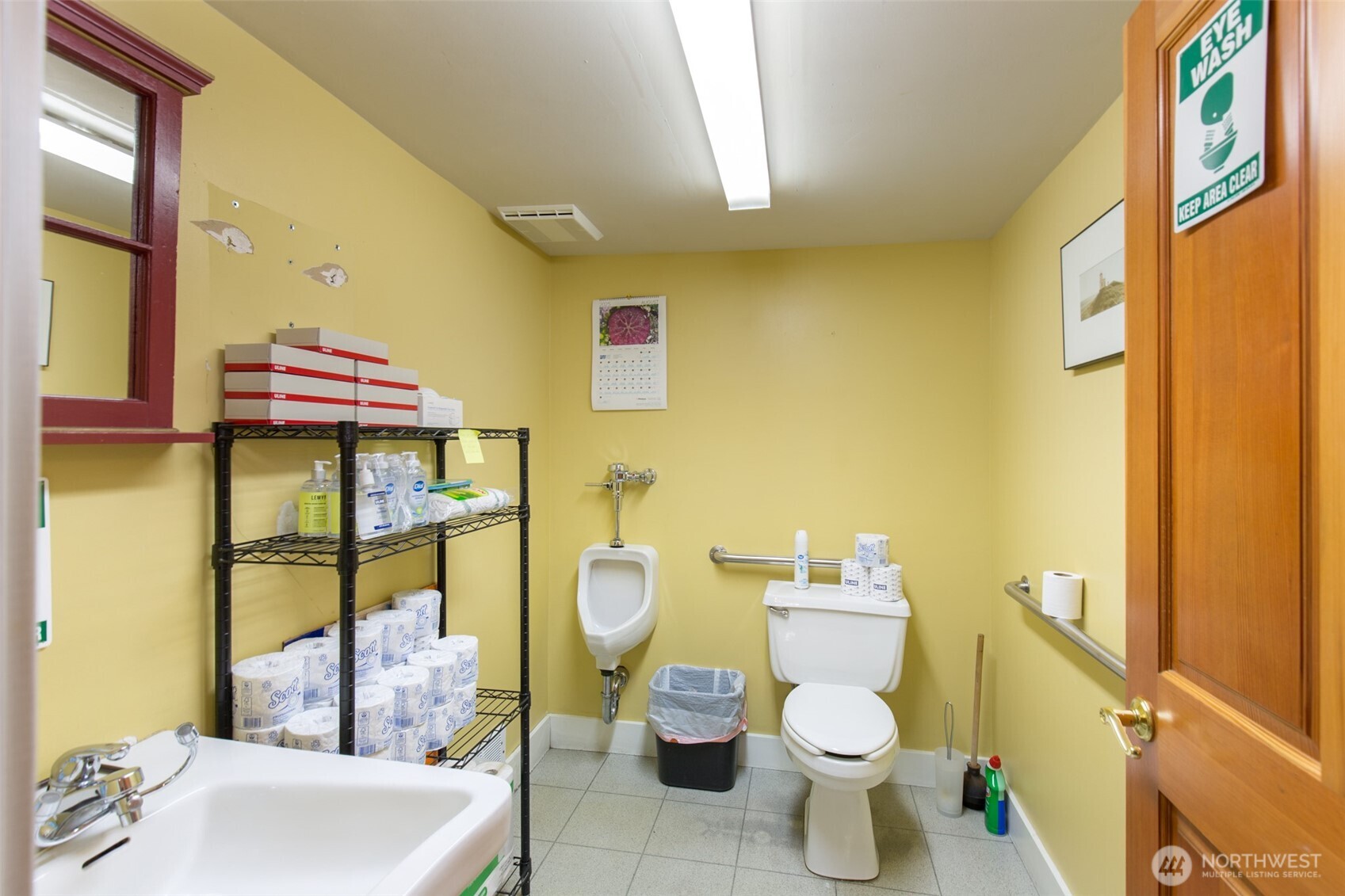 625 Tyler Street Property Photo 16