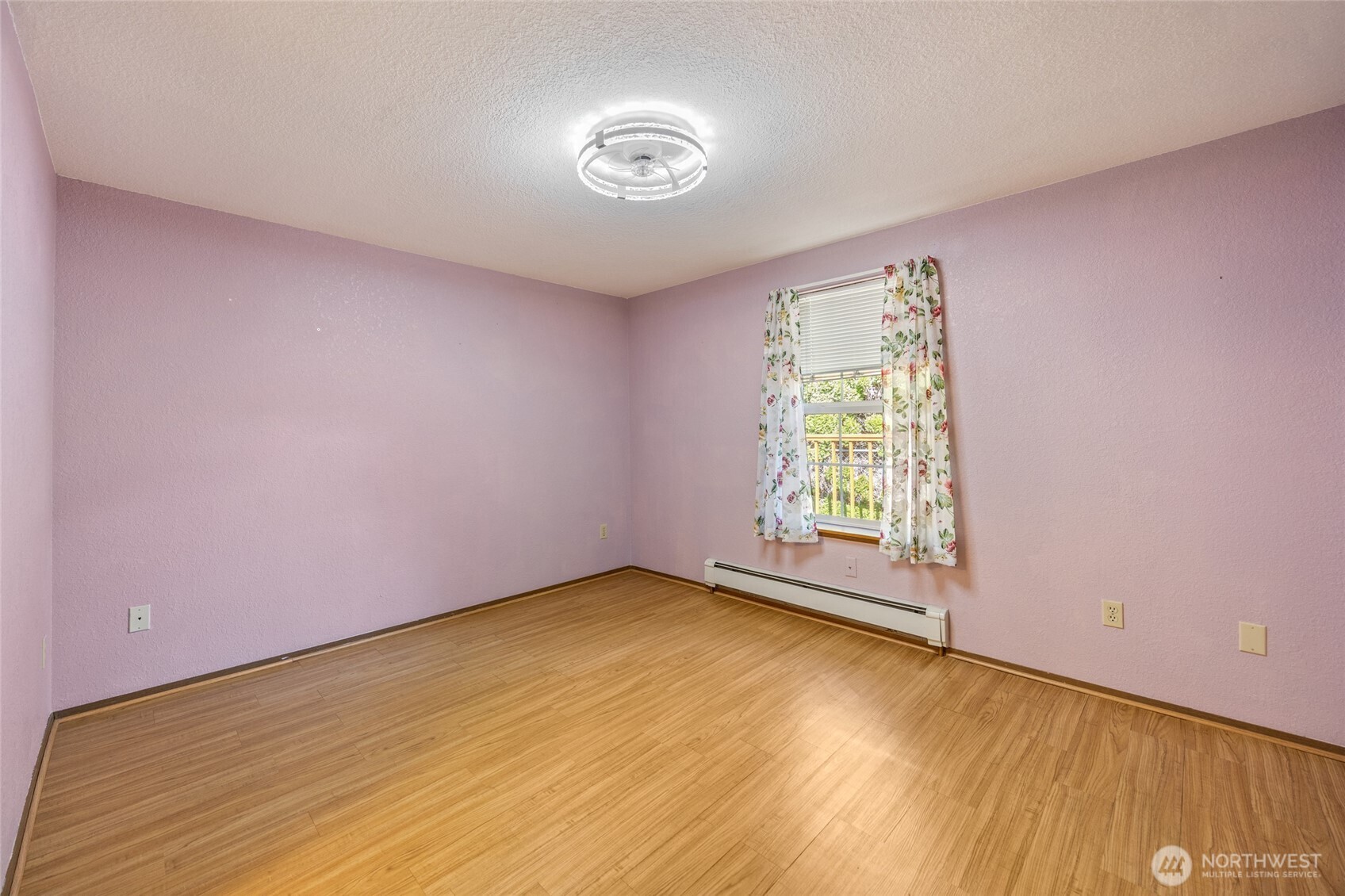 7123 Lakeside Street Property Photo 14