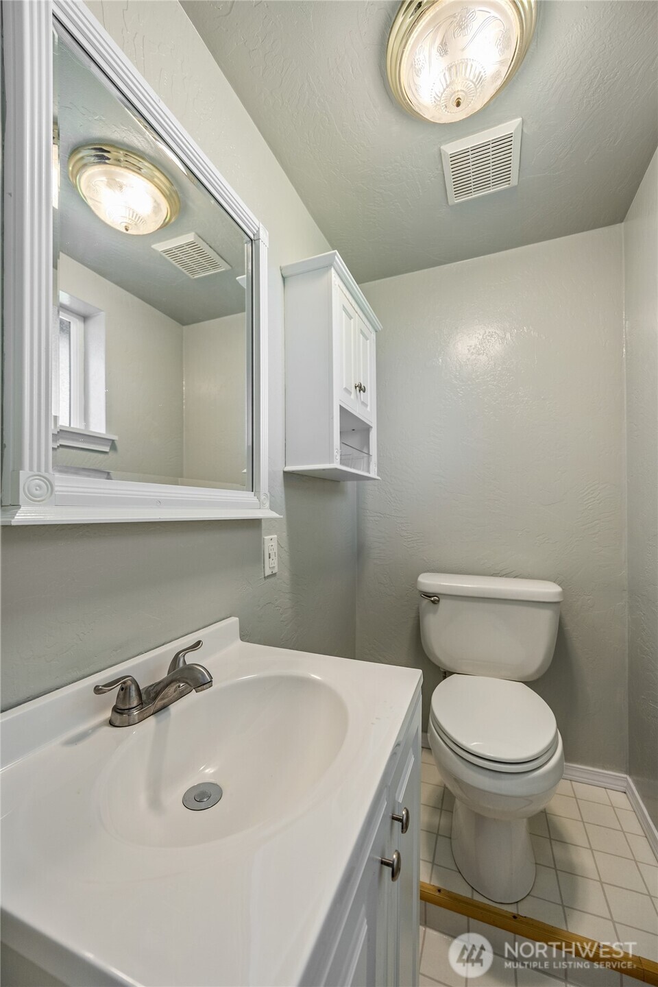 7123 Lakeside Street Property Photo 24