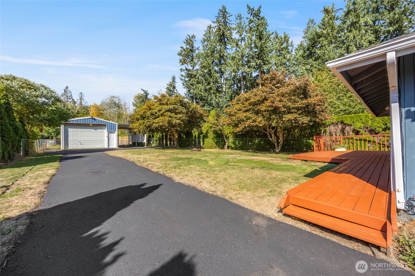 7123 Lakeside Street Property Photo 30