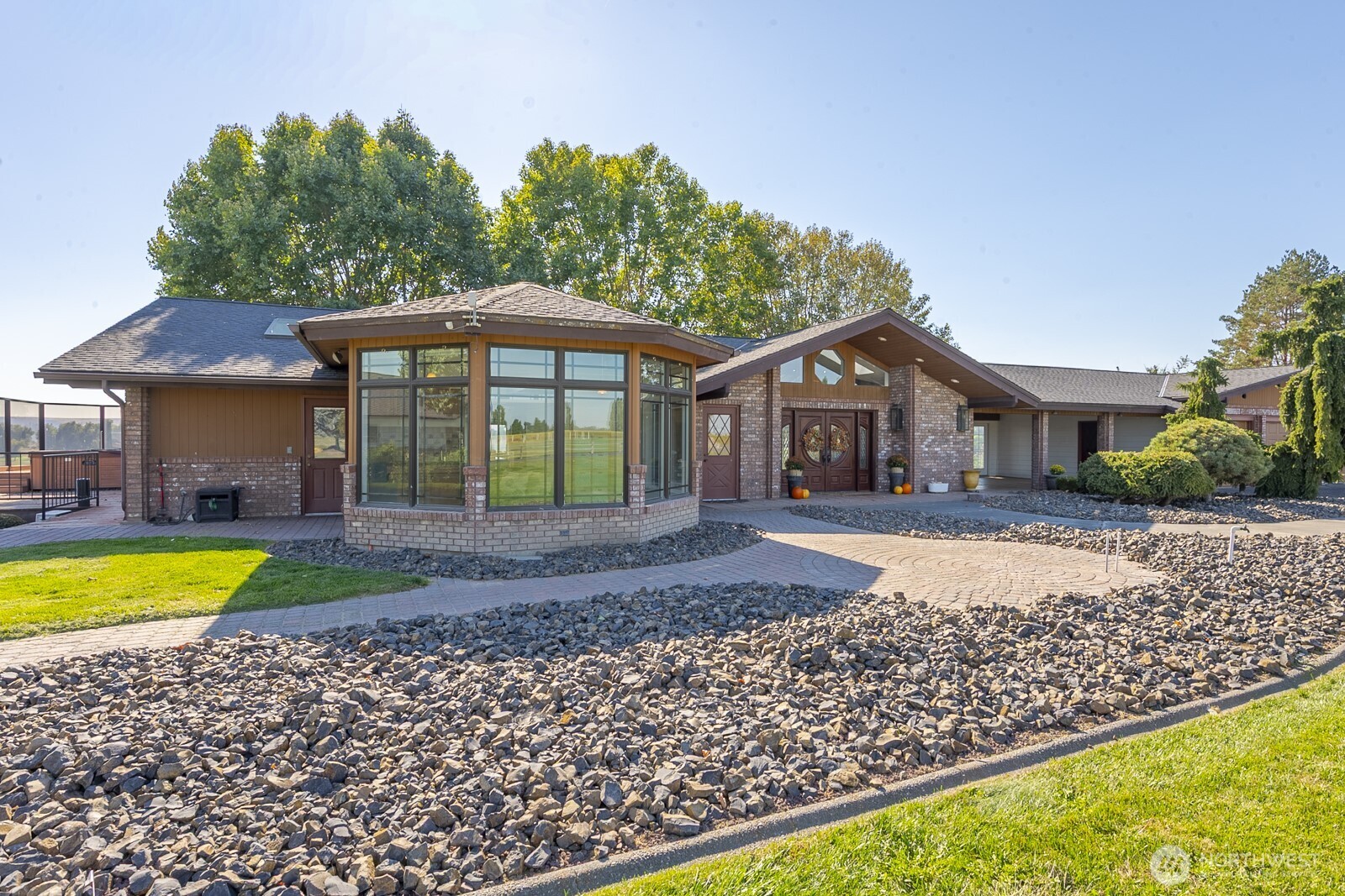 2229 W Bench Road Property Photo 34