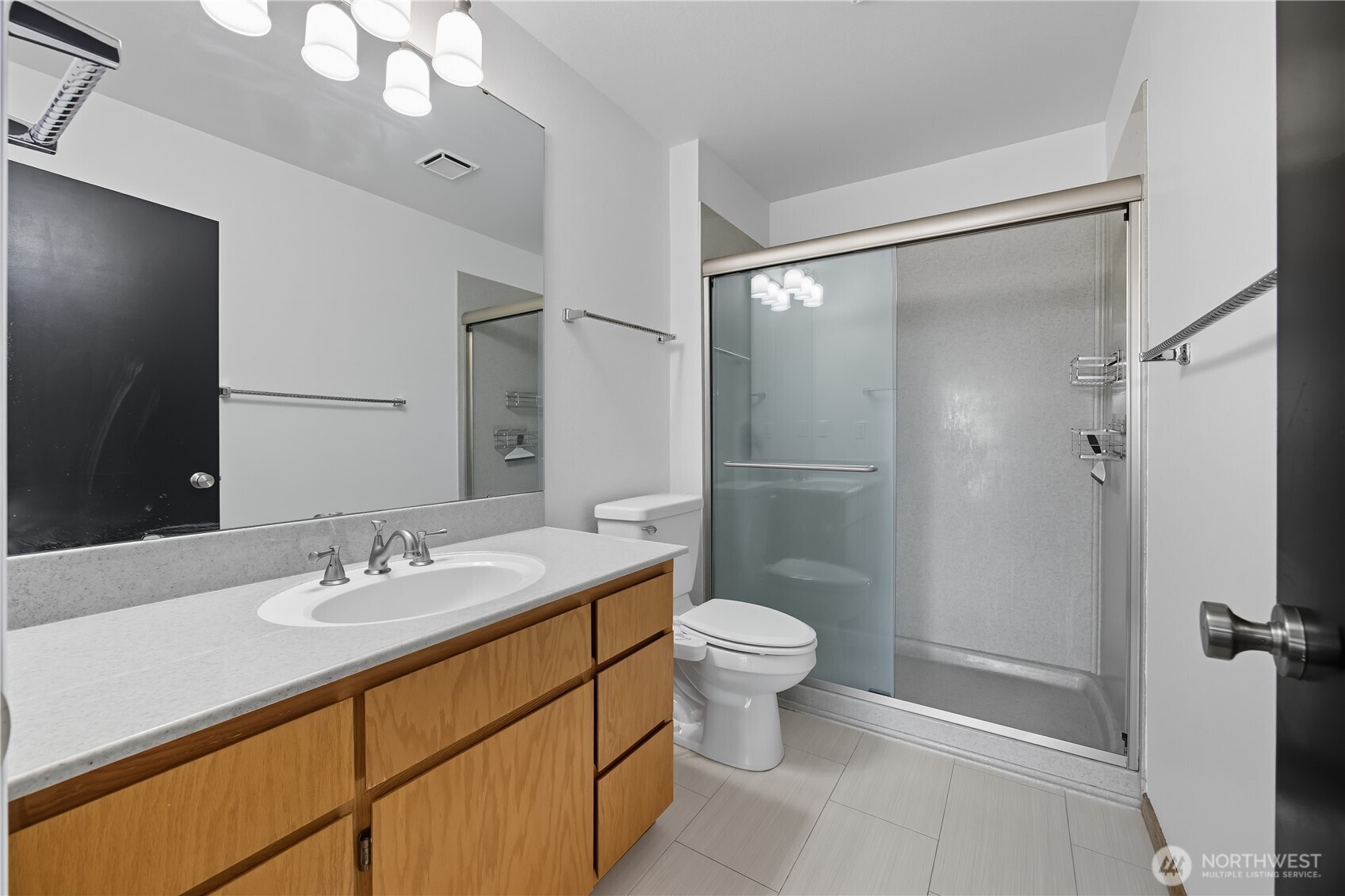 5404 Collins Road Property Photo 24