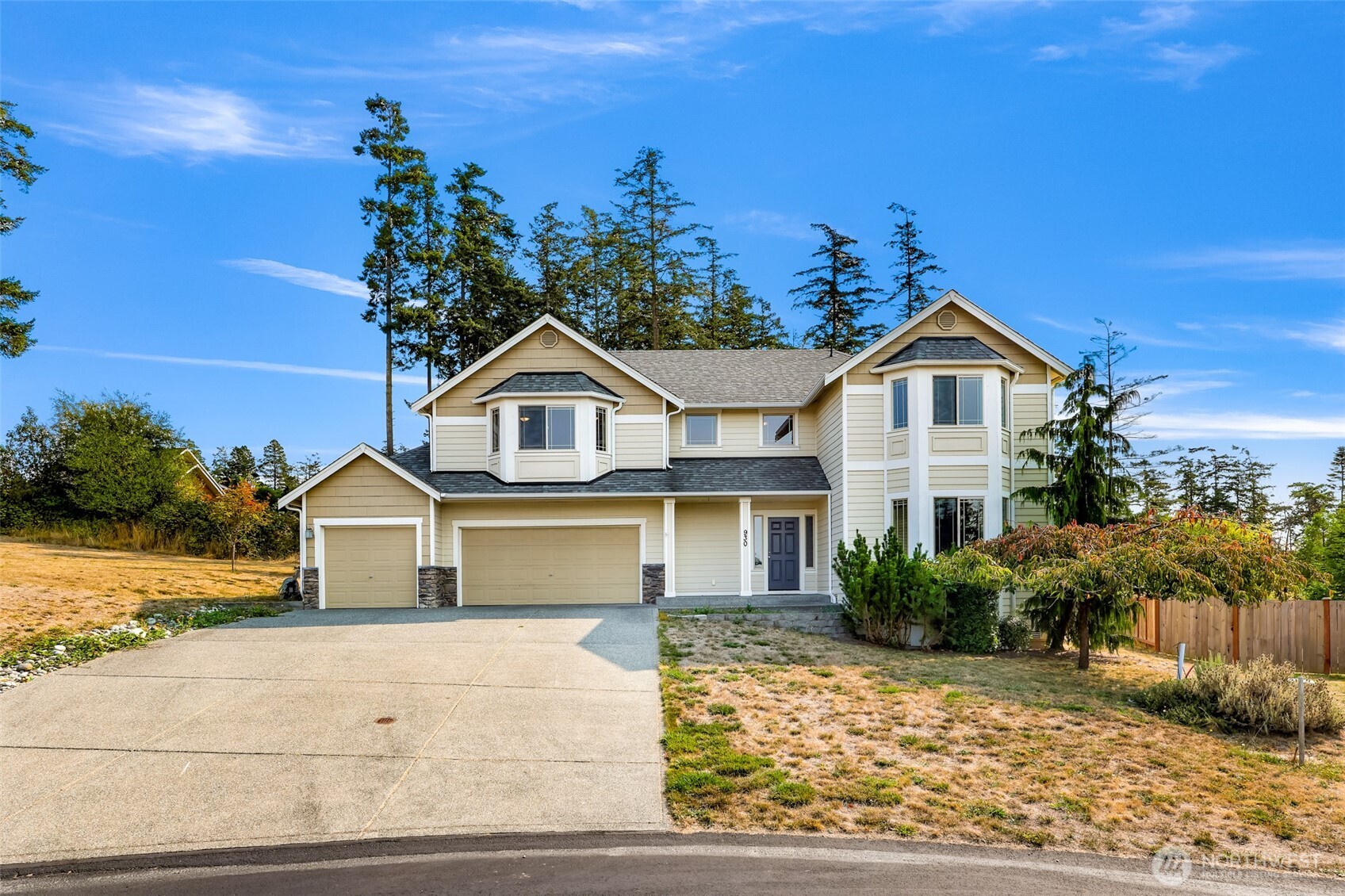 930 Cove View Circle Property Photo 1