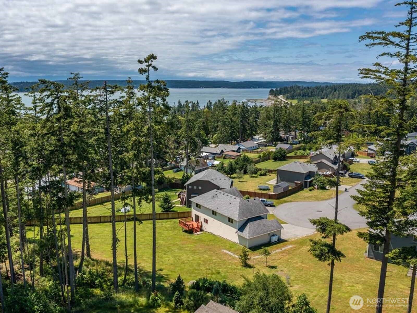 930 Cove View Circle Property Photo 1