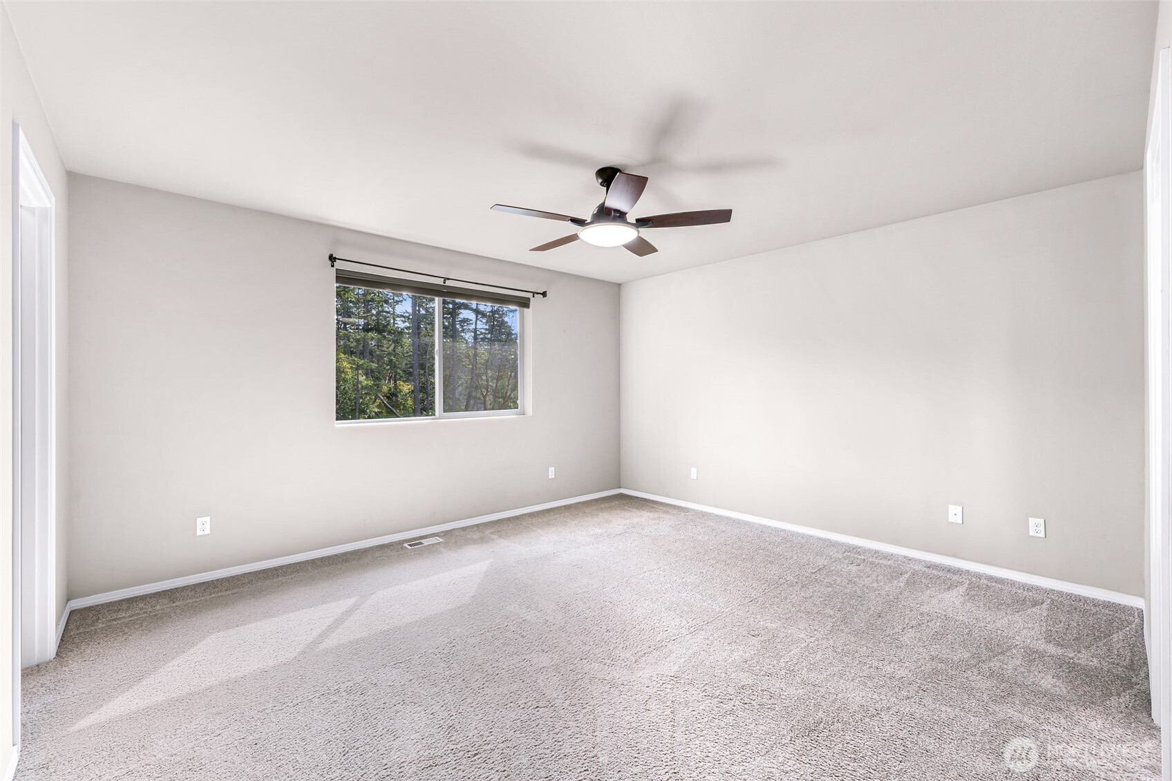 930 Cove View Circle Property Photo 18