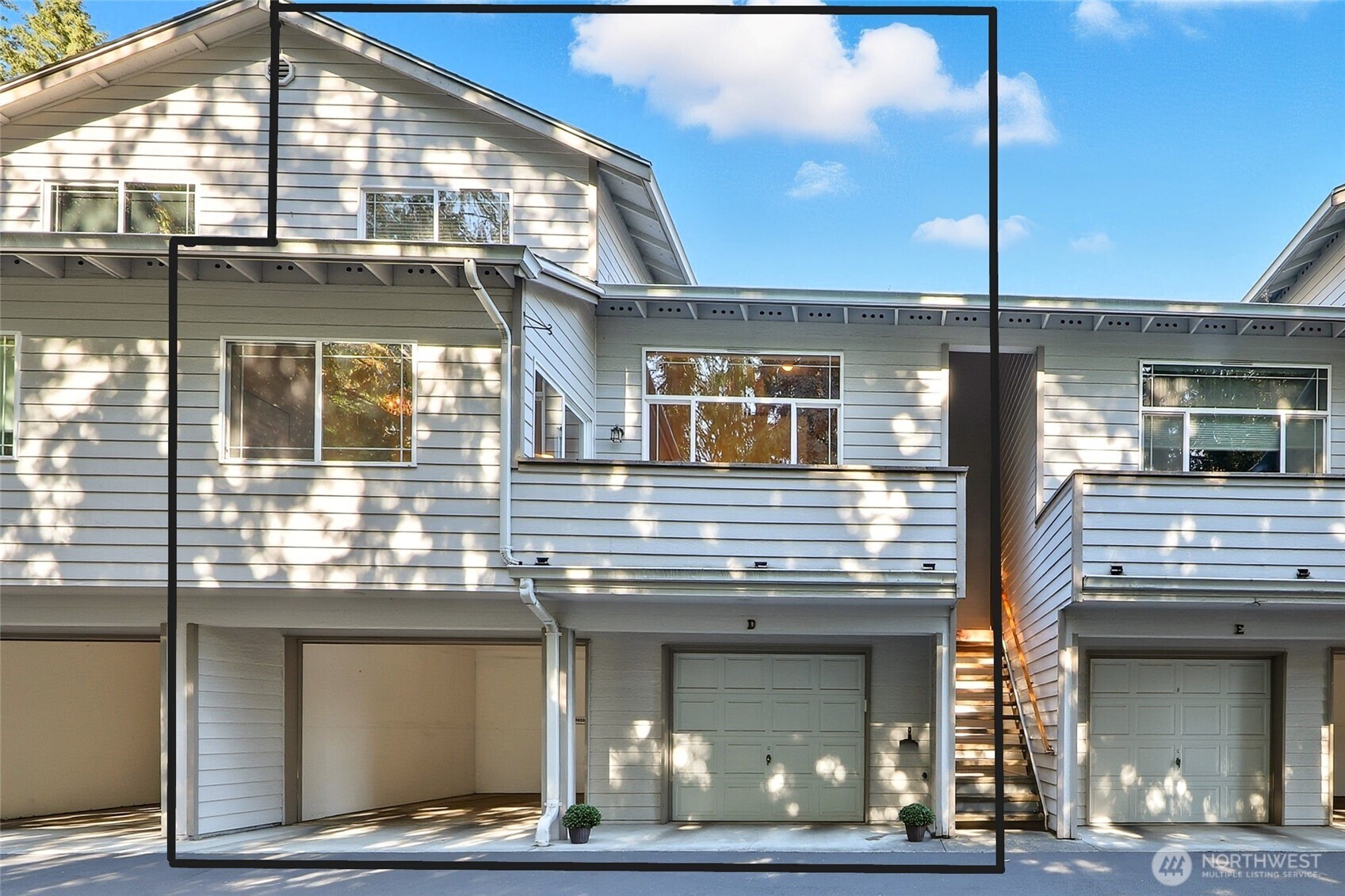 16506 Spruce Way D Property Photo 1