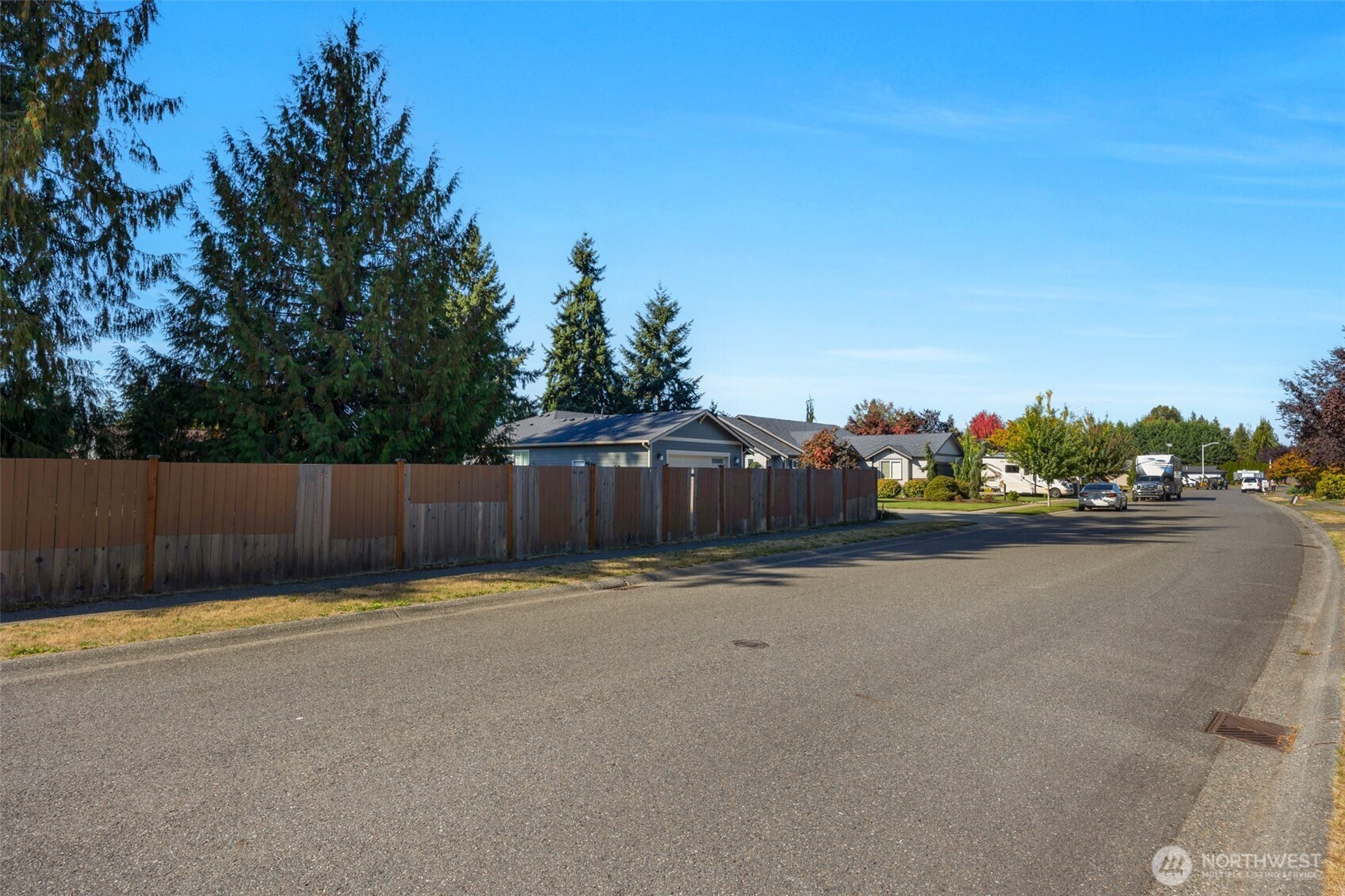 8820 59th Drive Property Photo 8