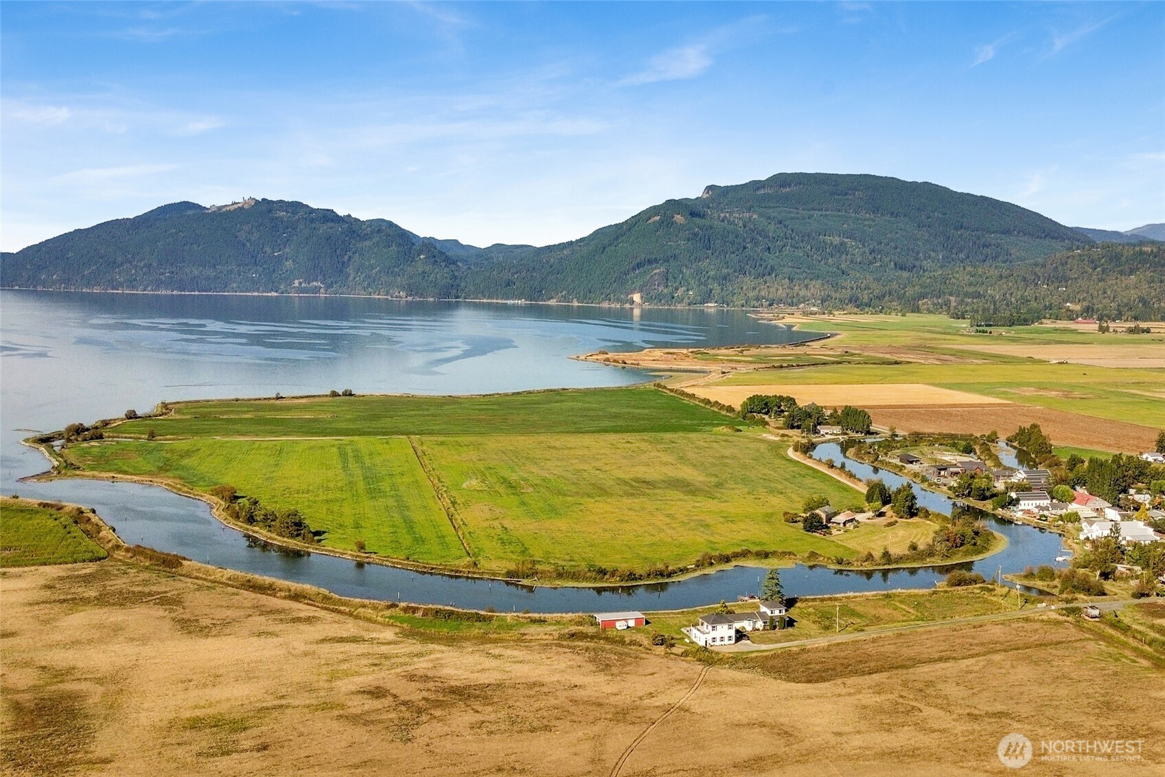 5544 Smith Road Property Photo 2