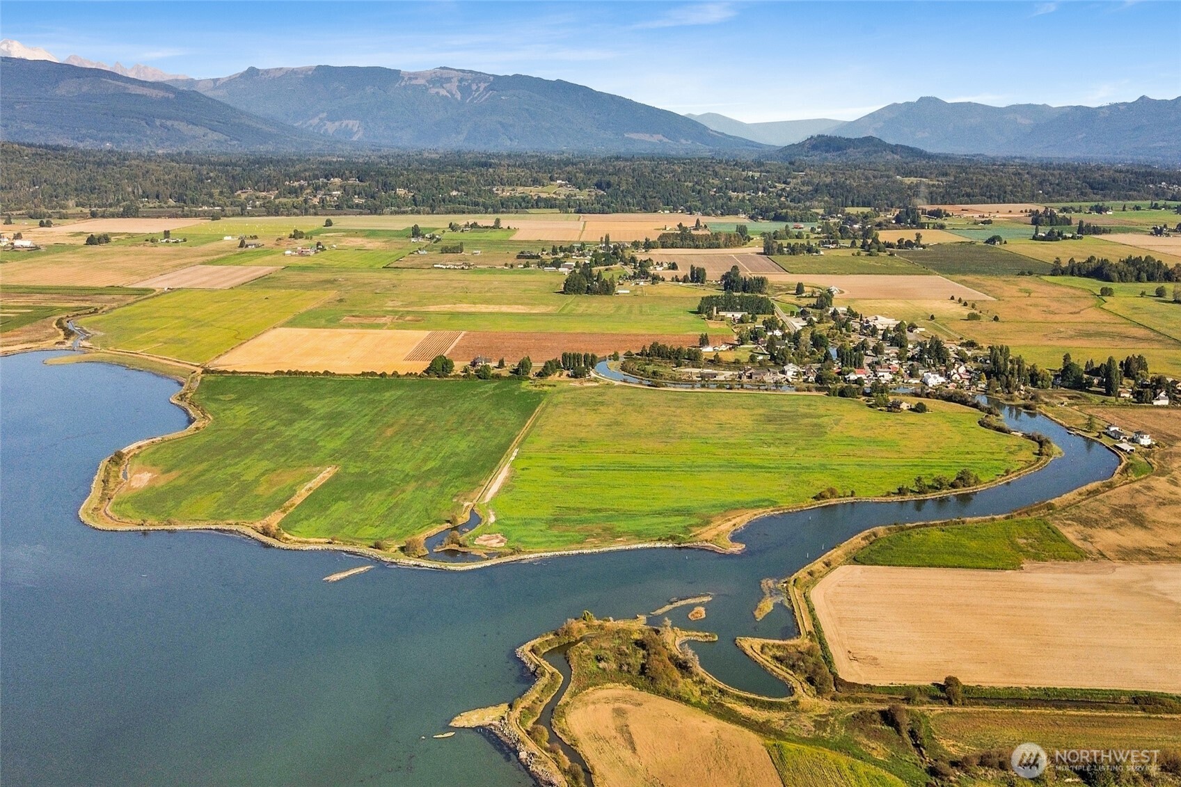 5544 Smith Road Property Photo 5