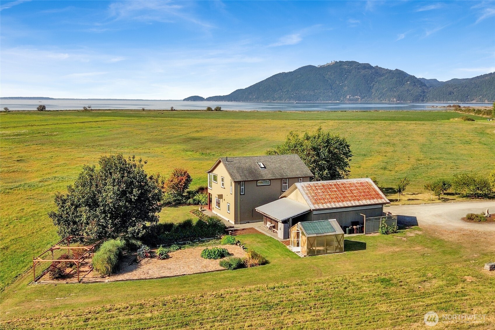 5544 Smith Road Property Photo 15