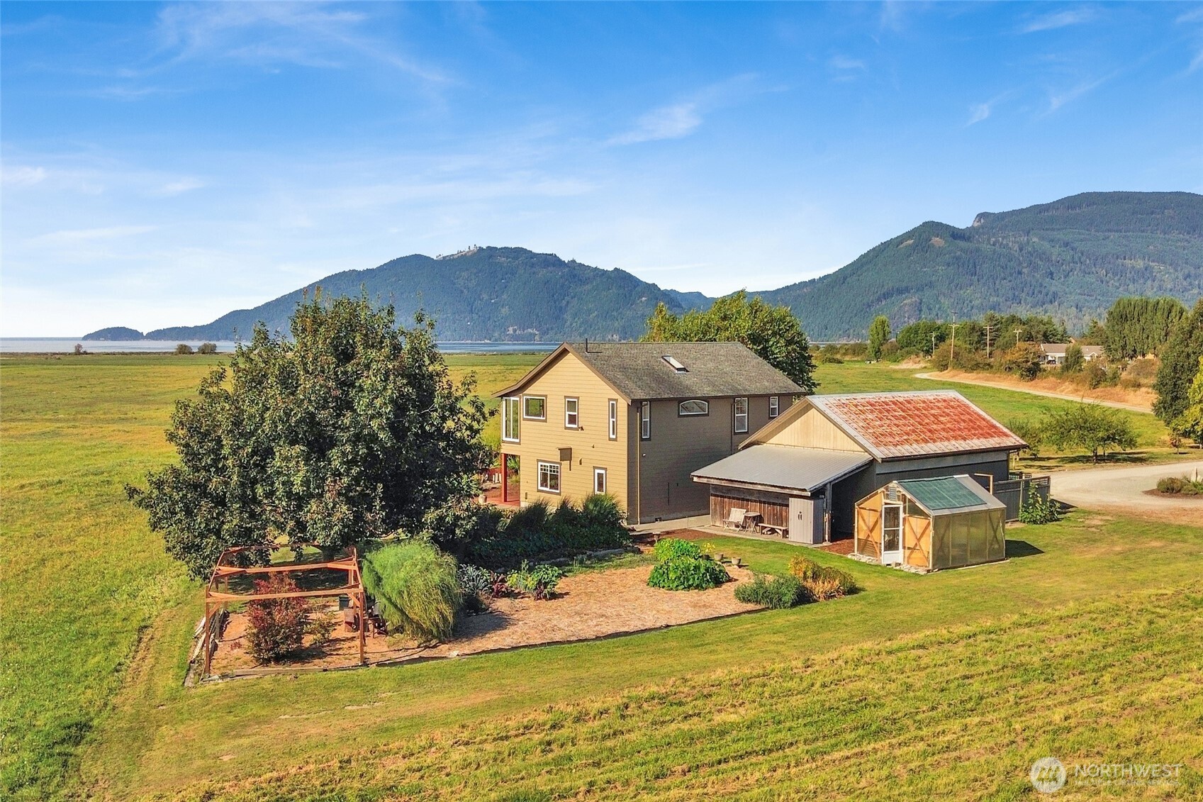 5544 Smith Road Property Photo 16