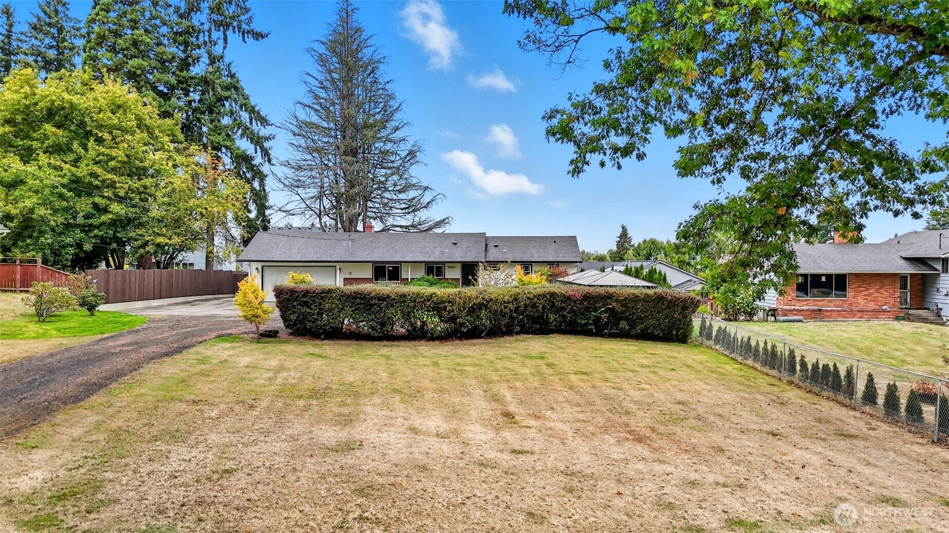 6904 Ne 70th Street Property Photo 1