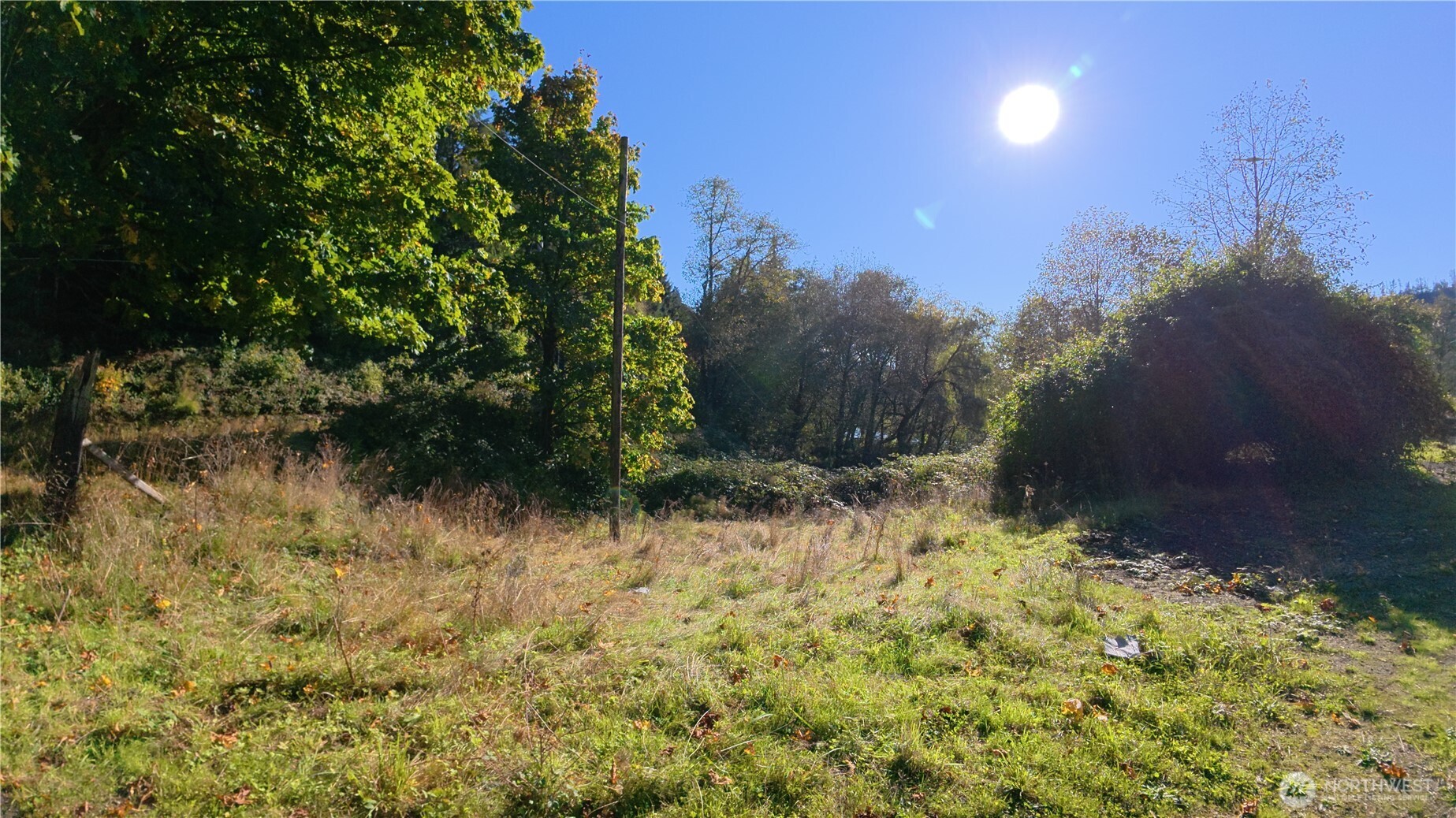105 E Valley Road Property Photo 28