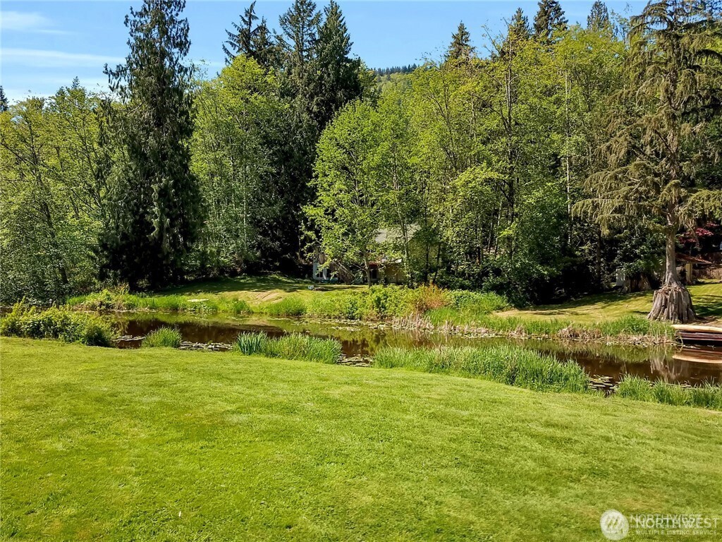 530 Rainbow Drive Property Photo 6