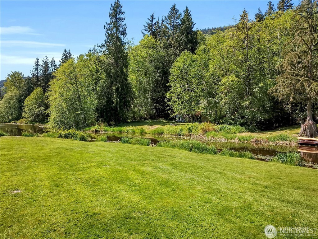 530 Rainbow Drive Property Photo 7