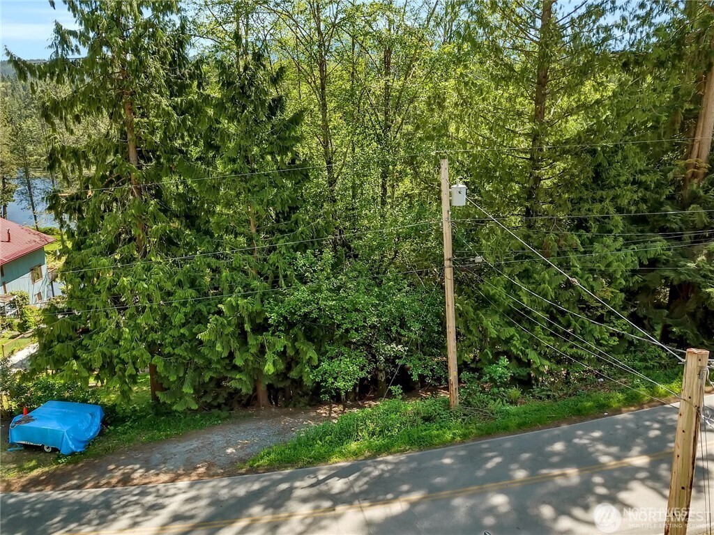 530 Rainbow Drive Property Photo 12