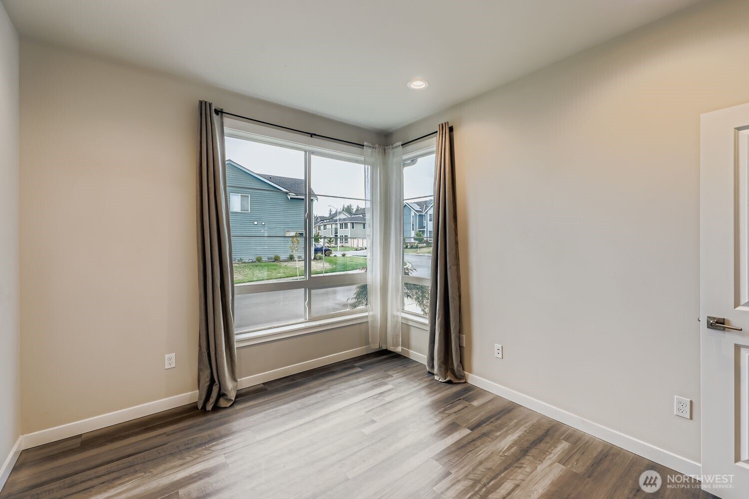 7620 9th Street Property Photo 12