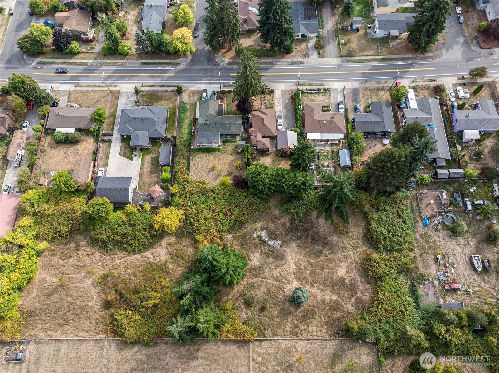 1132 E 47th Street Property Photo 9