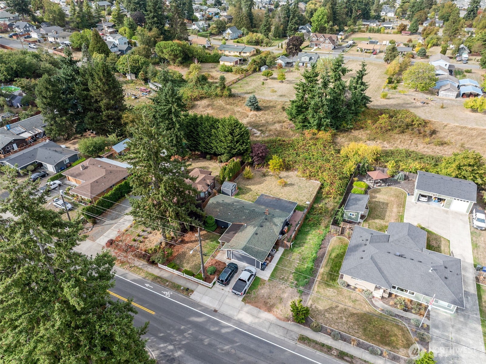 1132 E 47th Street Property Photo 14