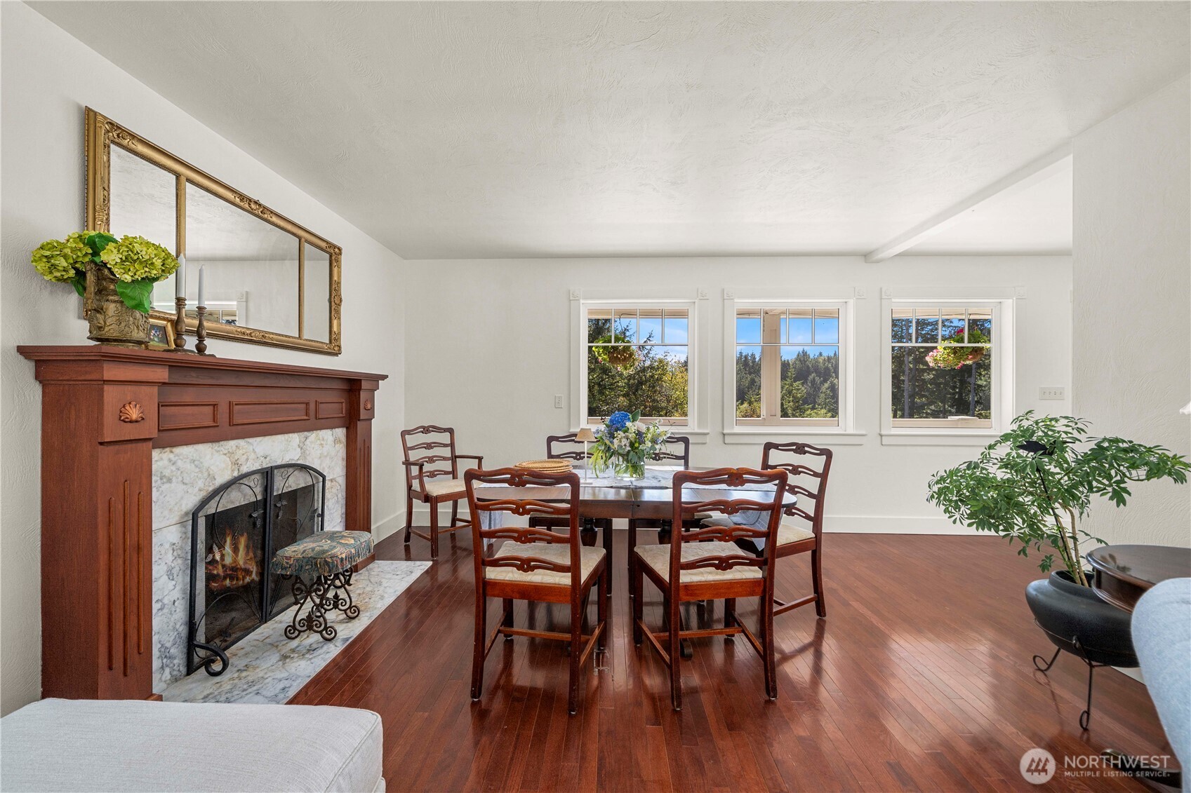 24 Broadway Hill Road Property Photo 3