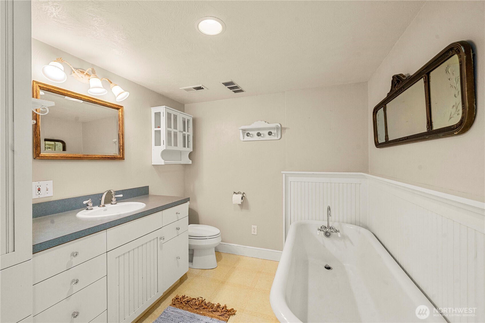 24 Broadway Hill Road Property Photo 38
