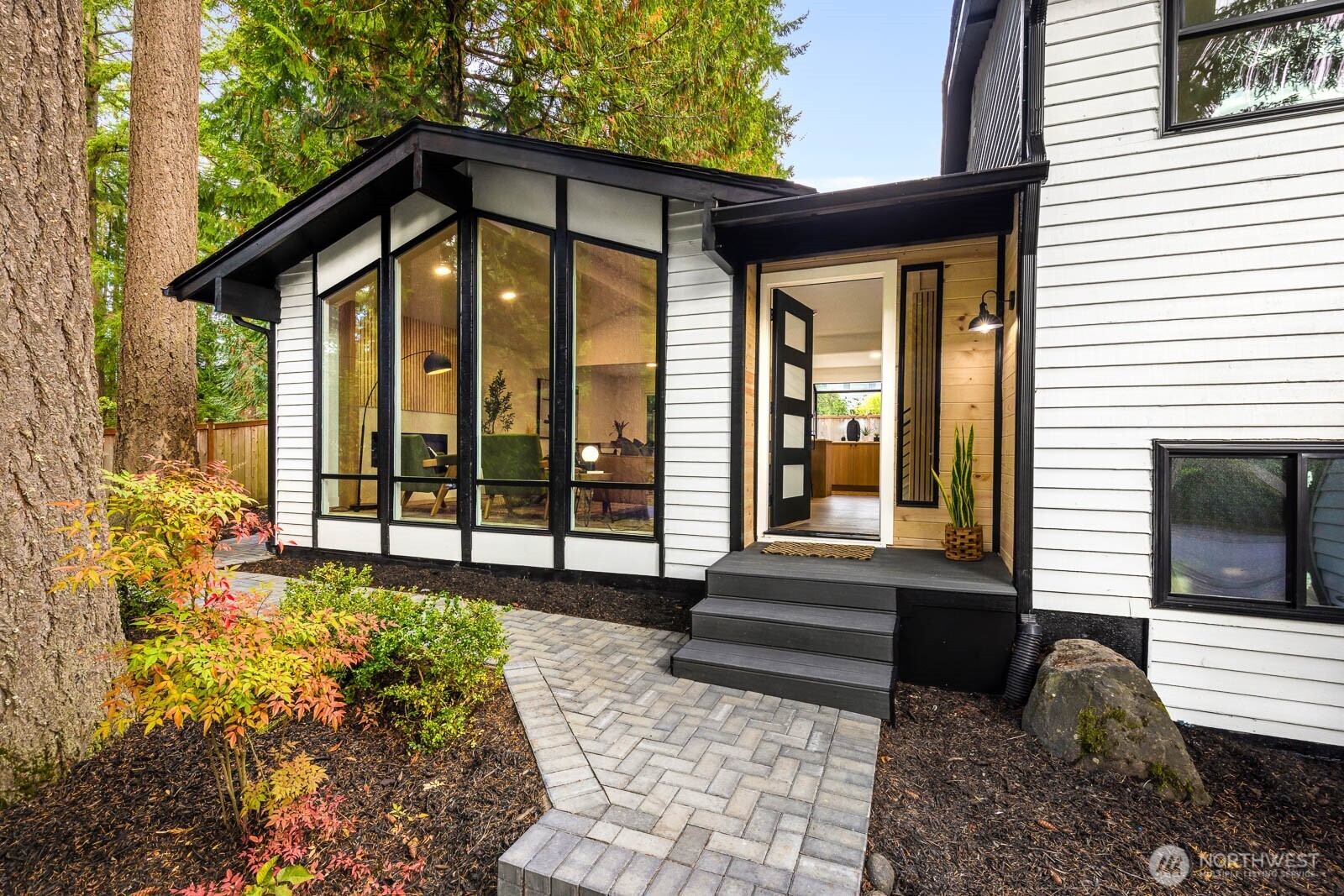 3218 218th Avenue Property Photo 2