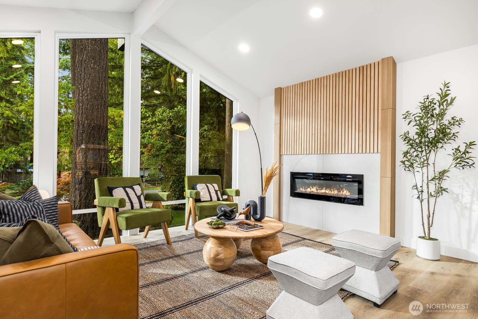 3218 218th Avenue Property Photo 4