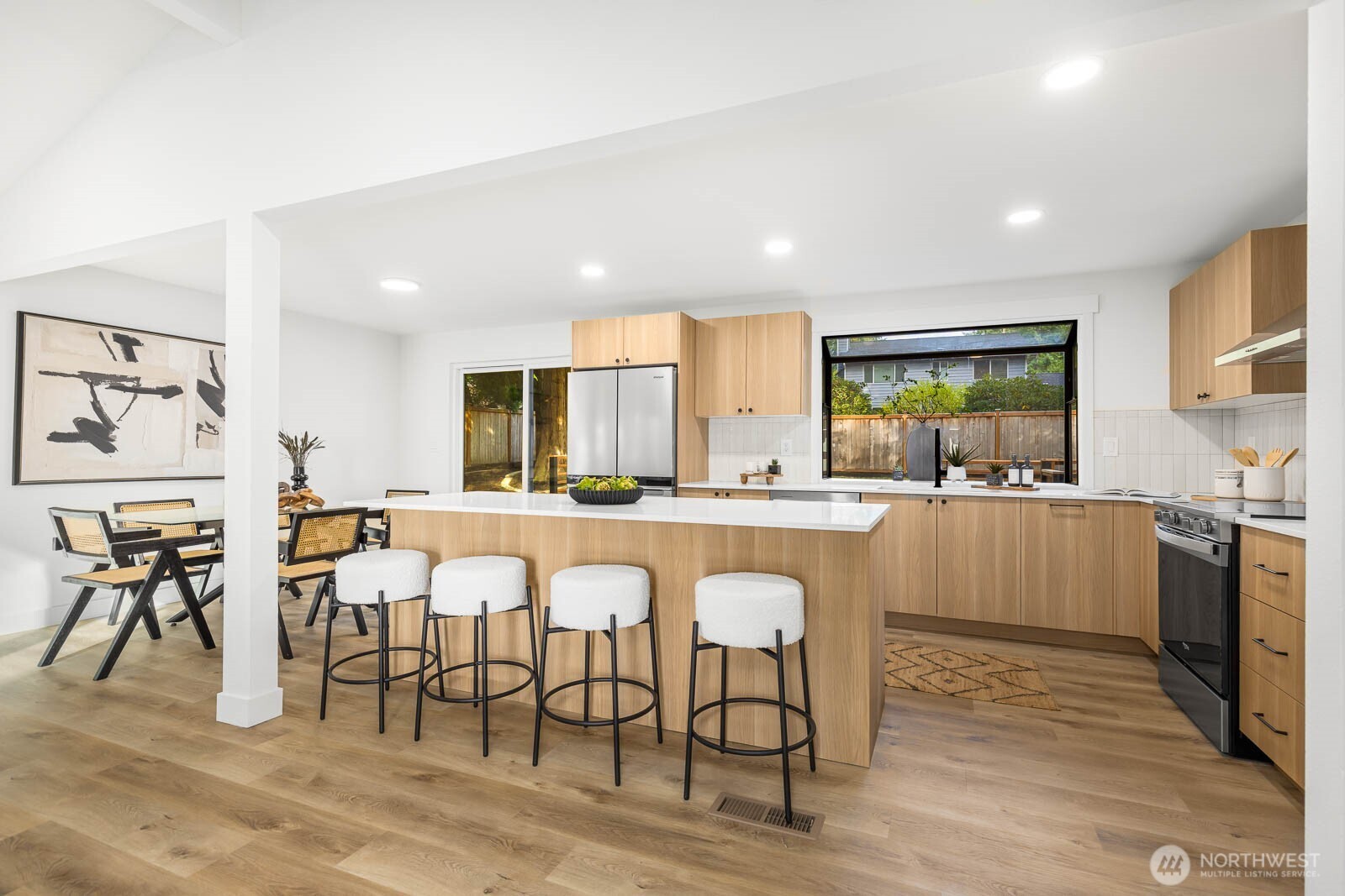 3218 218th Avenue Property Photo 8