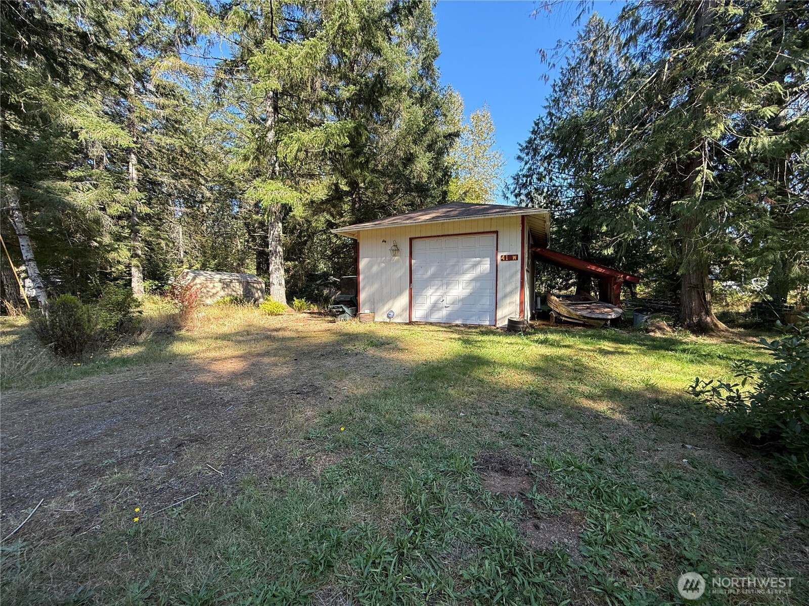 41 W Kalaloch Lane Property Photo 1