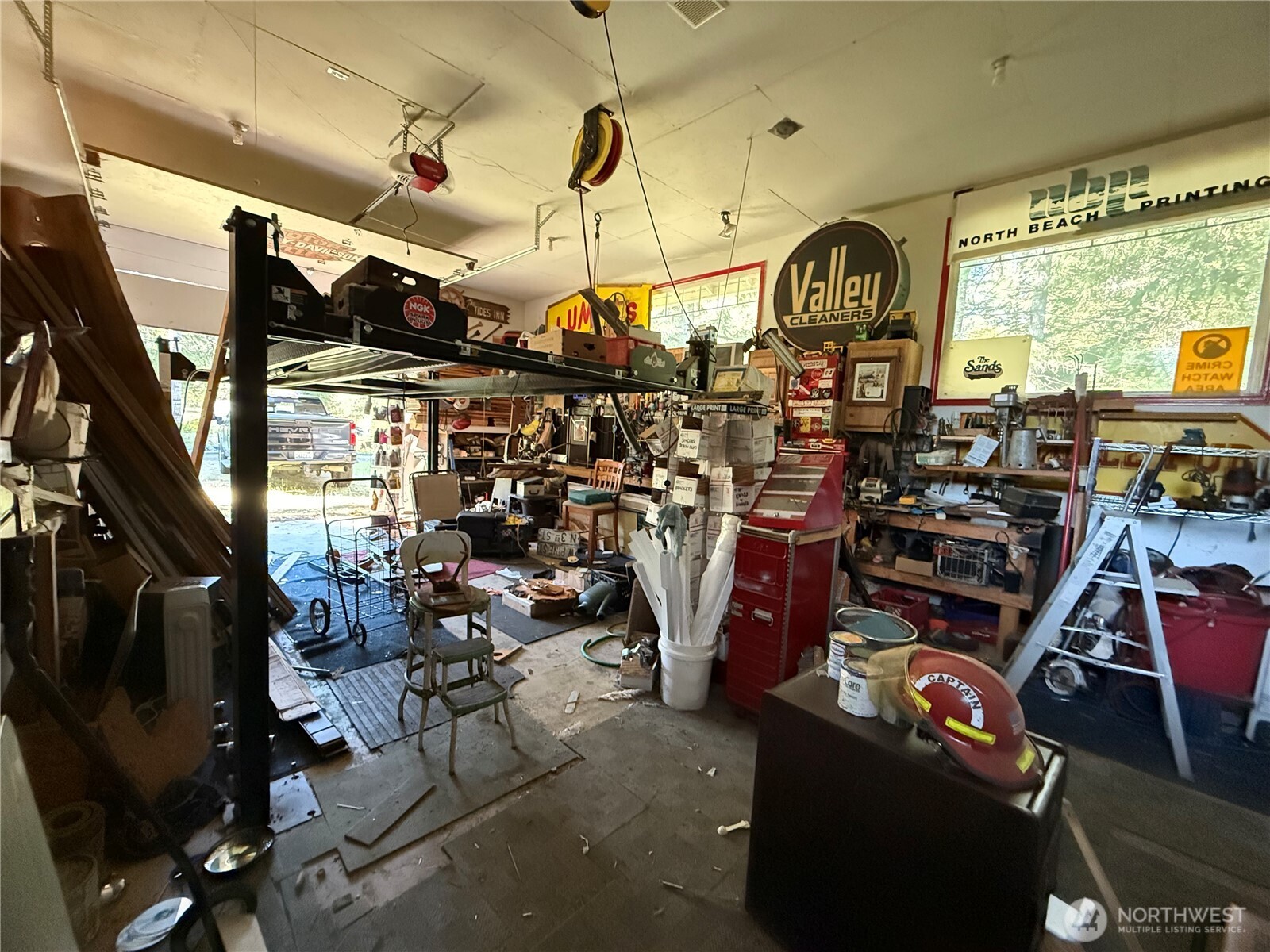 41 W Kalaloch Lane Property Photo 5