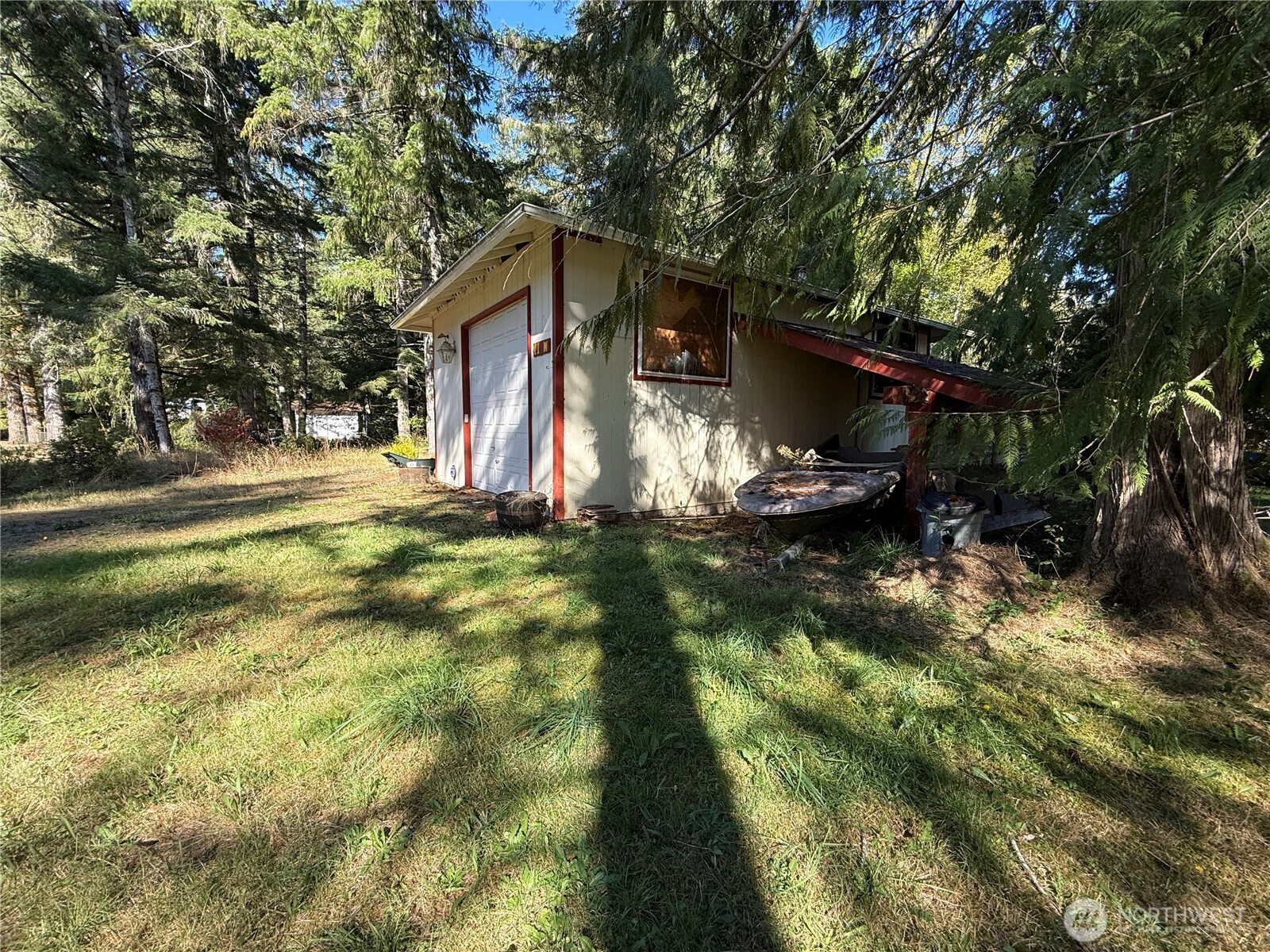 41 W Kalaloch Lane Property Photo 11