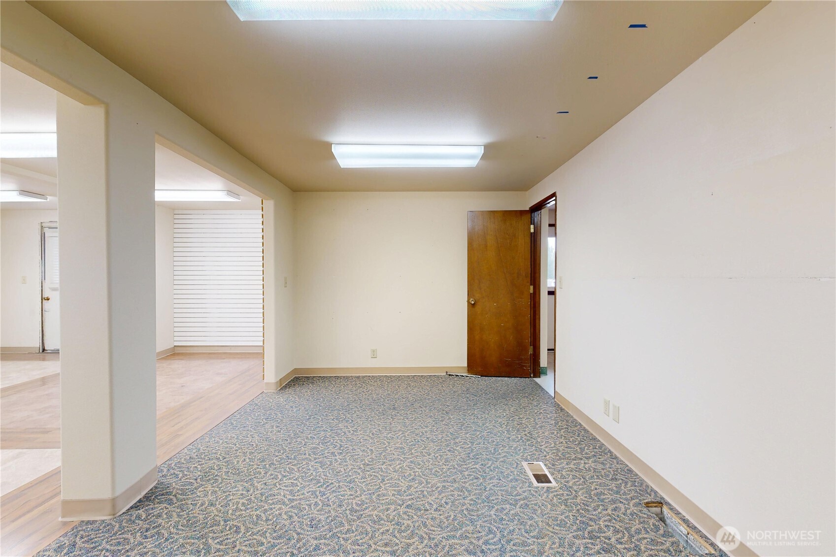 114 S 2nd Avenue Property Photo 20
