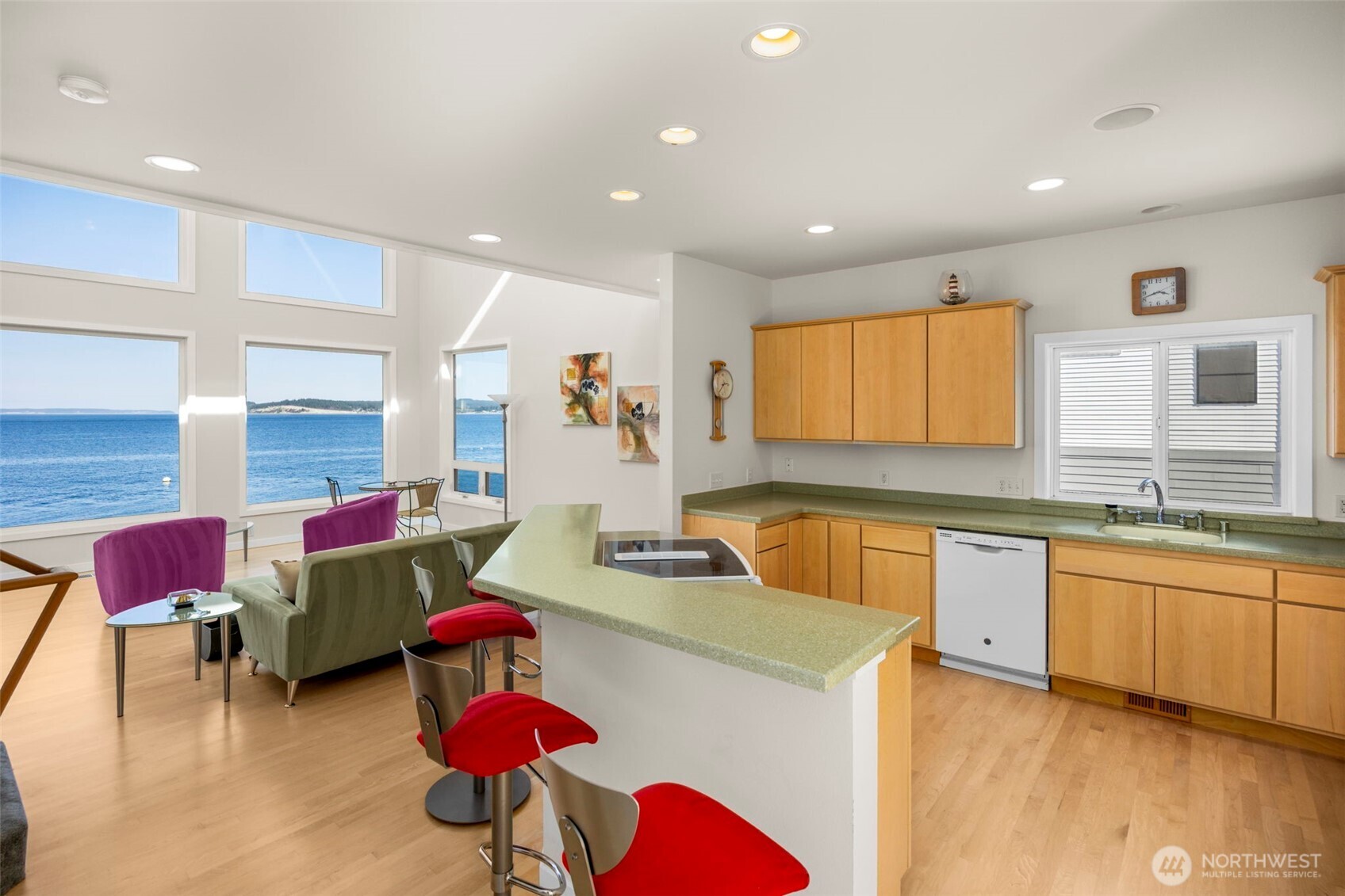 6436 Ebb Tide Lane Property Photo 14