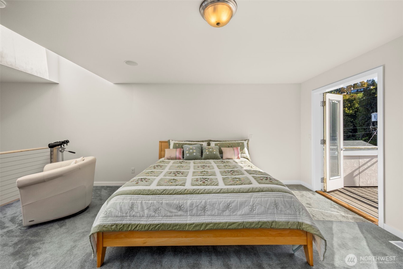 6436 Ebb Tide Lane Property Photo 18