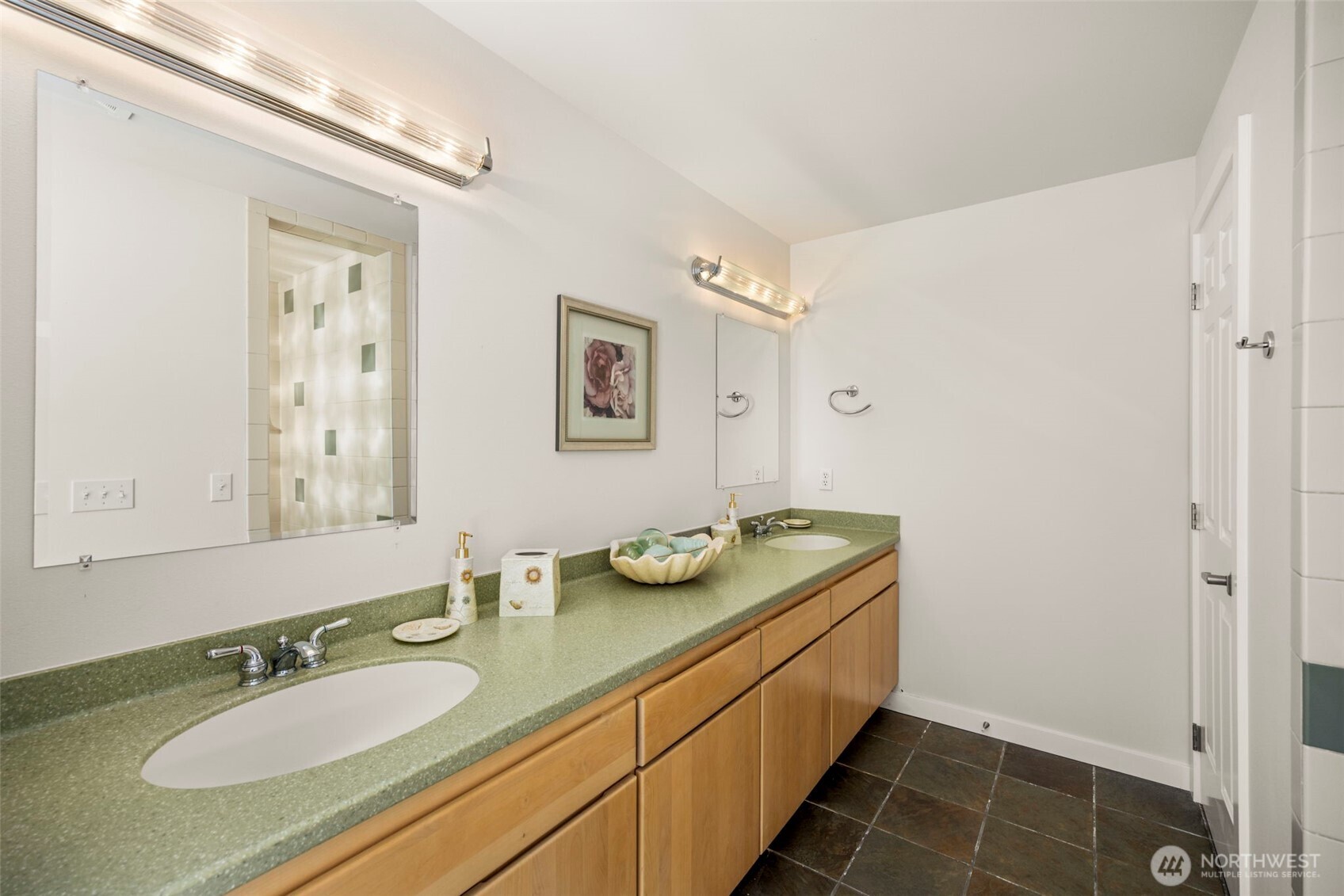 6436 Ebb Tide Lane Property Photo 24