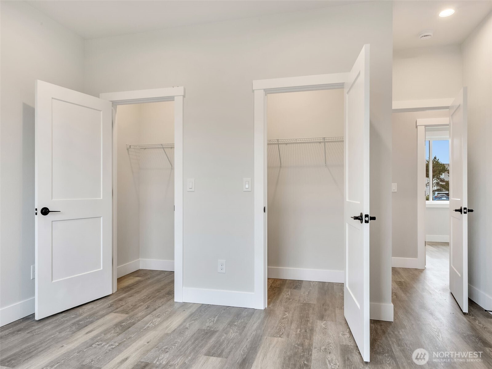 30410 H Street Property Photo 25