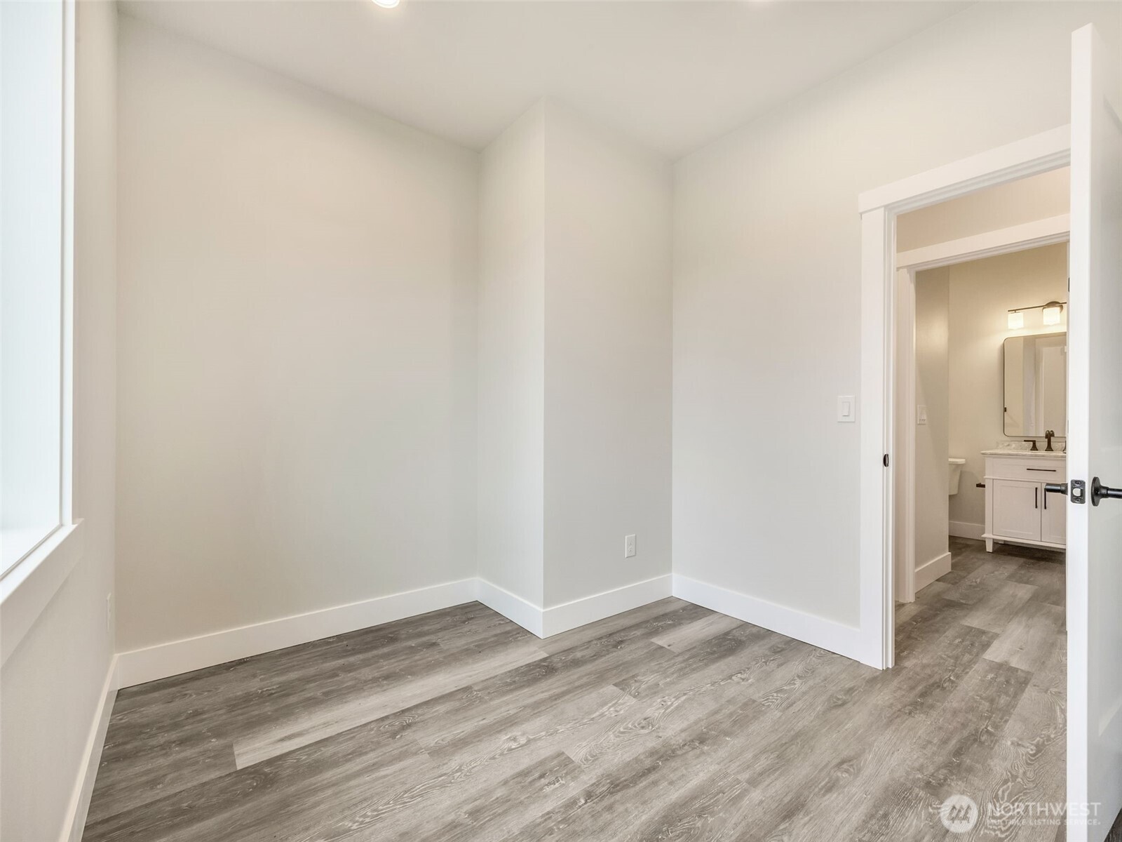 30410 H Street Property Photo 31