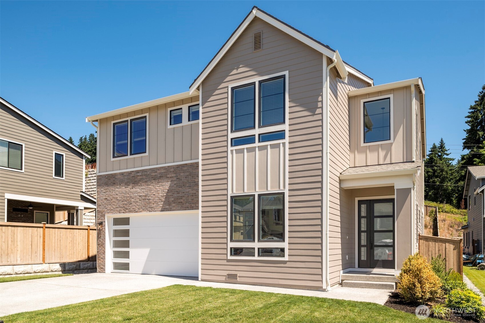 3829 95th Avenue Property Photo 1