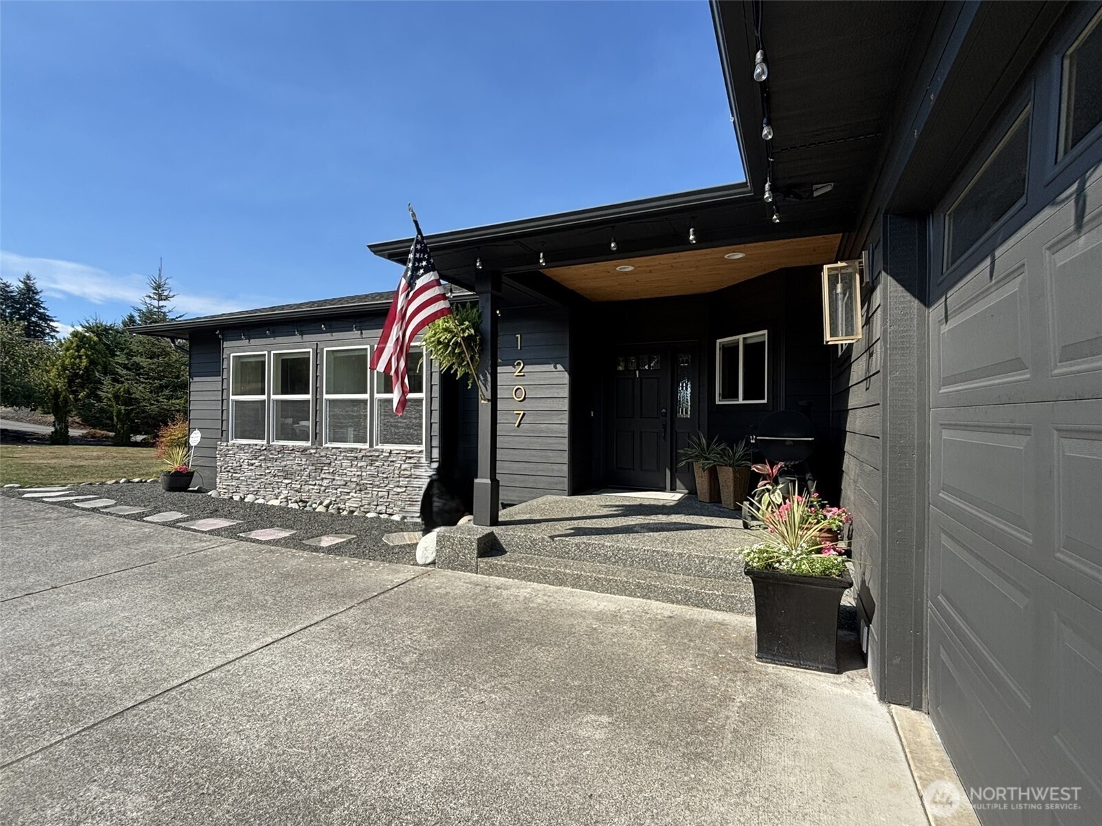 1207 Rook Drive Property Photo 1