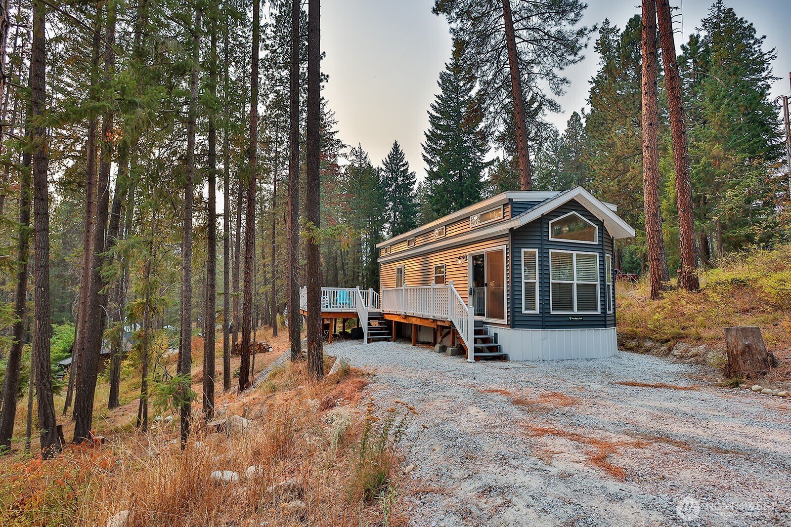 21512 Camp 12 Road Property Photo 29