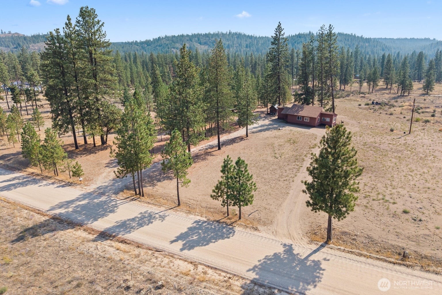 39676 Cayuse Cove Road Property Photo 1